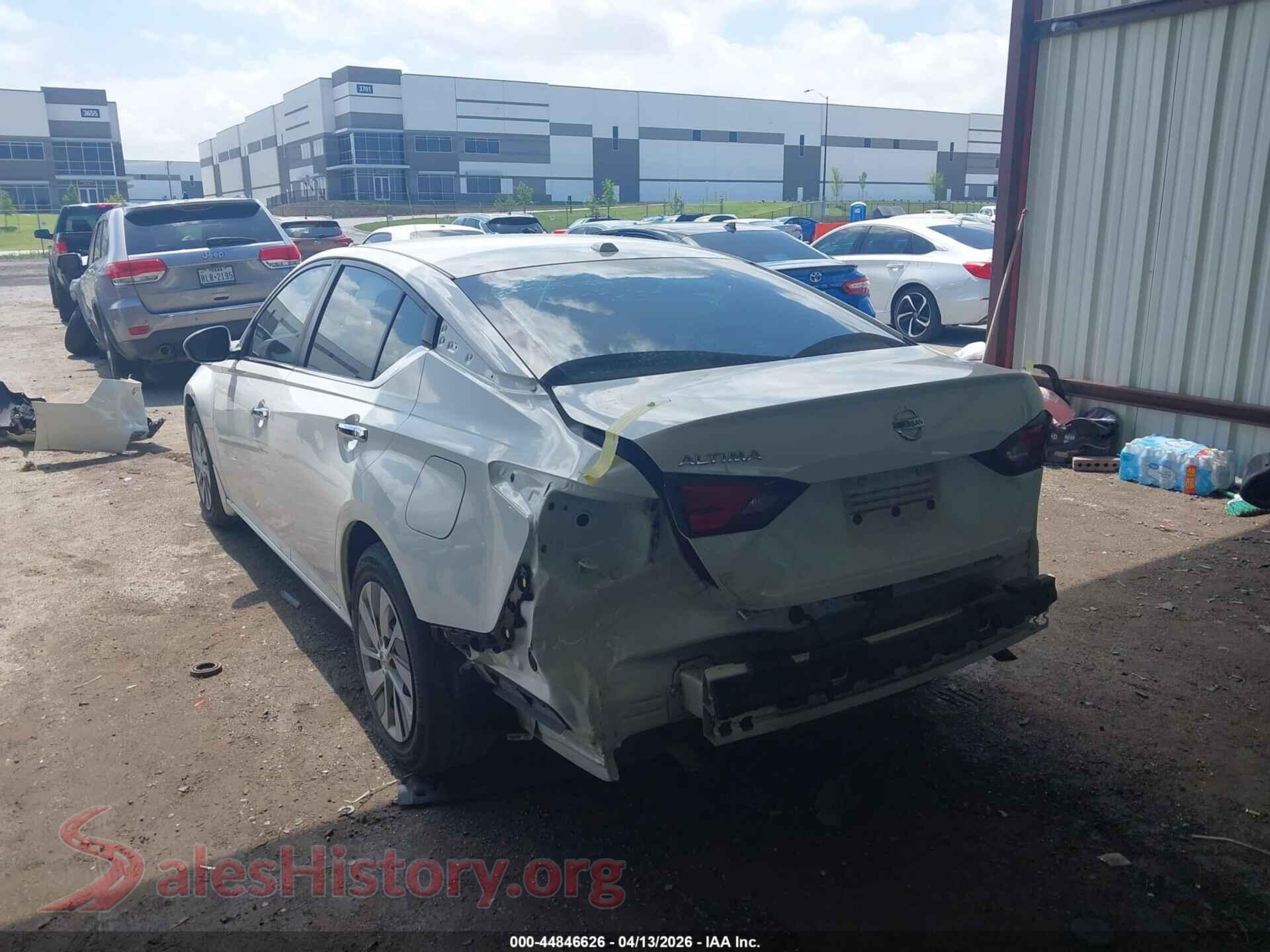 2020 NISSAN ALTIMA VIN 1N4BL4BV9LN320852, driver side view