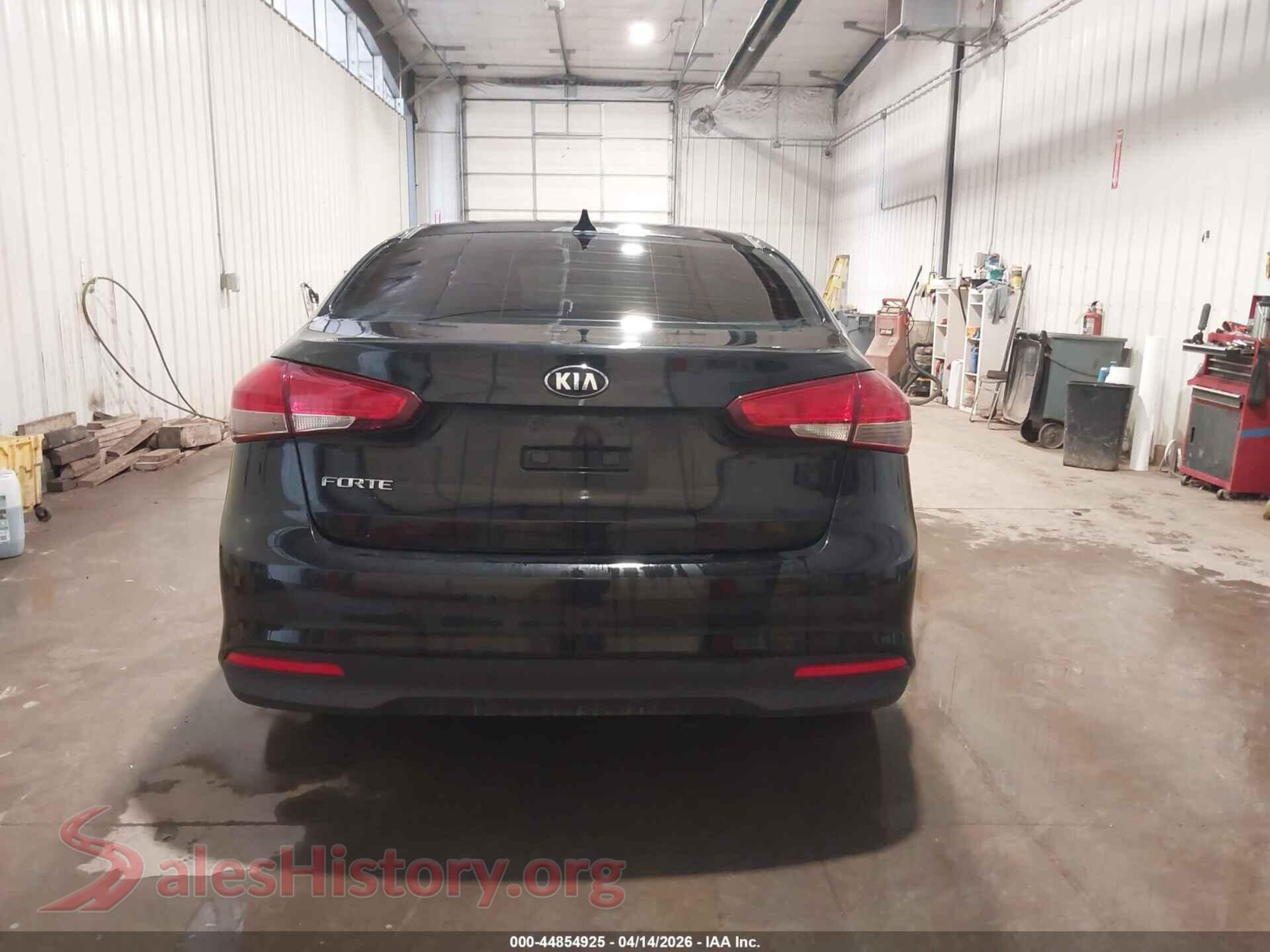 2017 KIA FORTE VIN 3KPFK4A78HE047173, auction photo 16