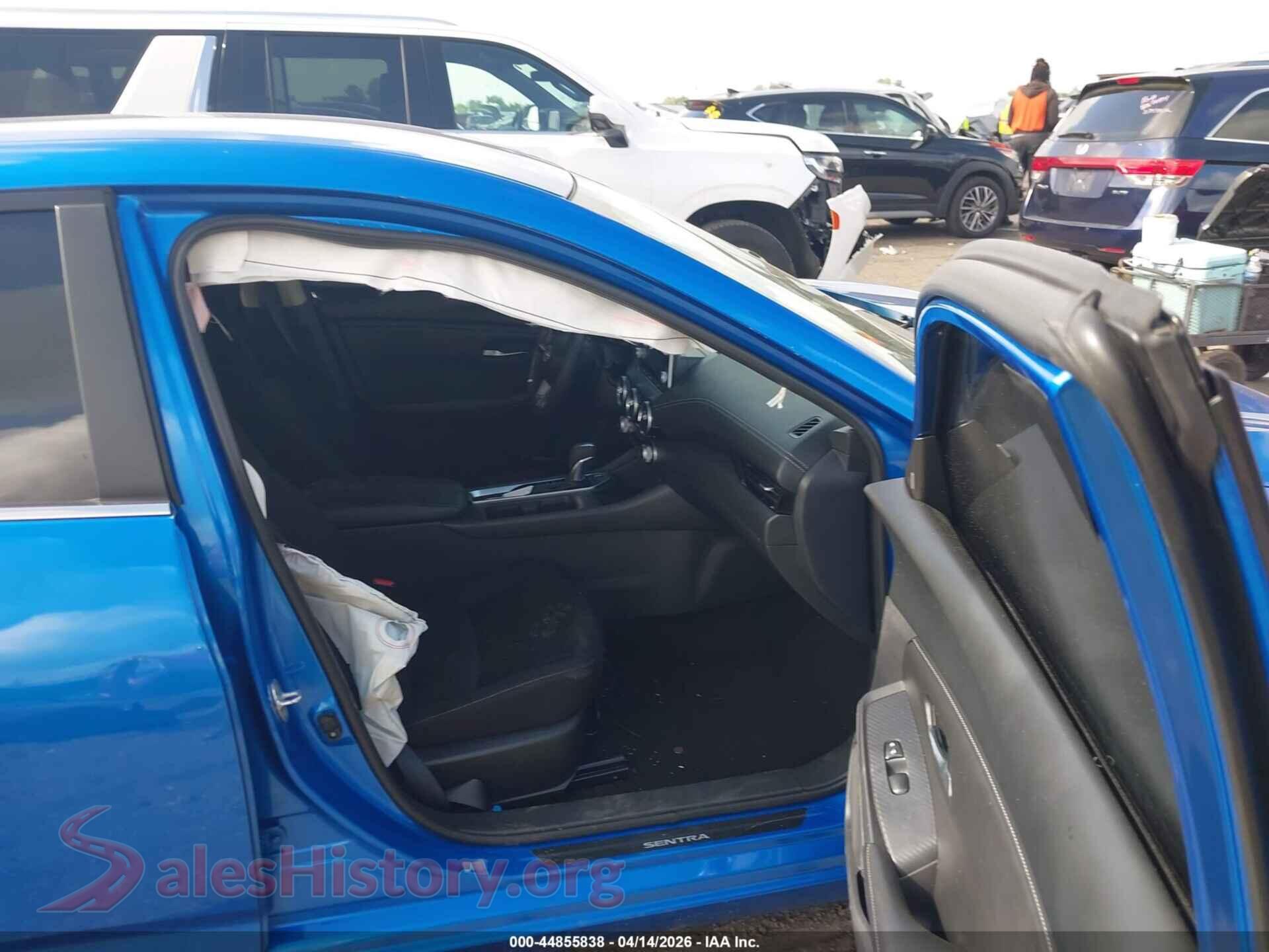 2024 NISSAN SENTRA VIN 3N1AB8CV2RY279798, rear view