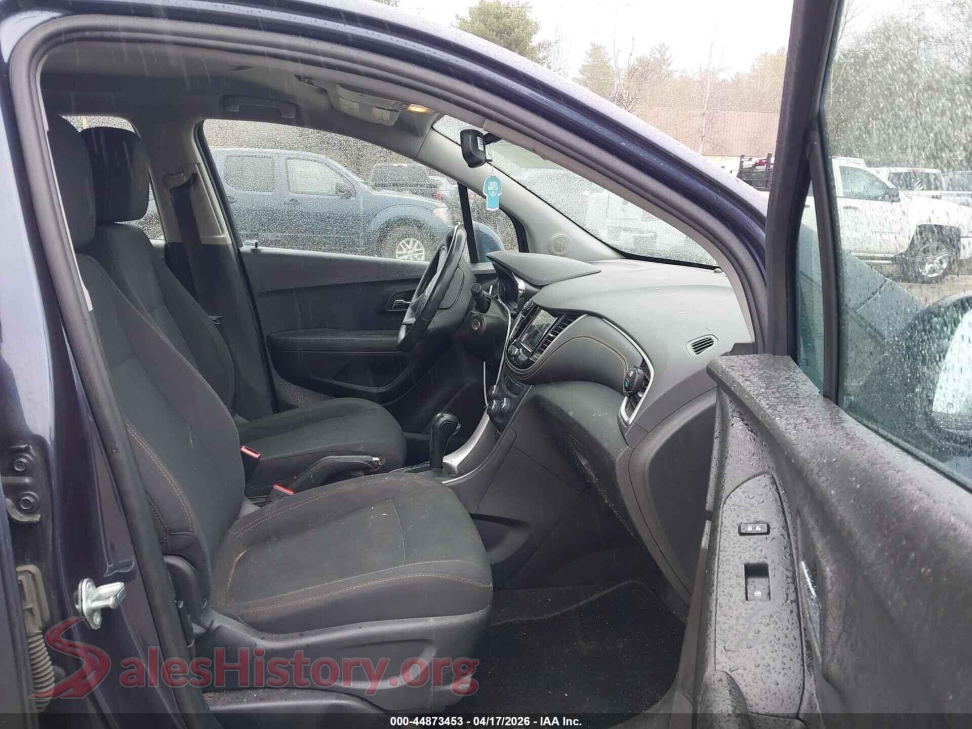 2018 CHEVROLET TRAX VIN 3GNCJNSBXJL149694, rear view