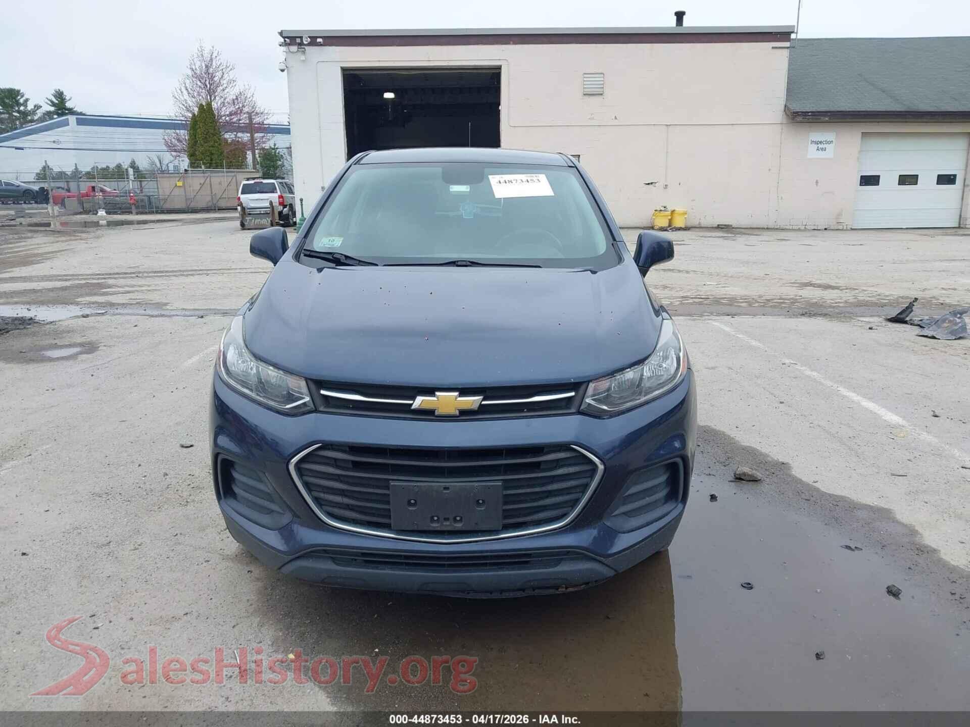 2018 CHEVROLET TRAX VIN 3GNCJNSBXJL149694, damage close-up