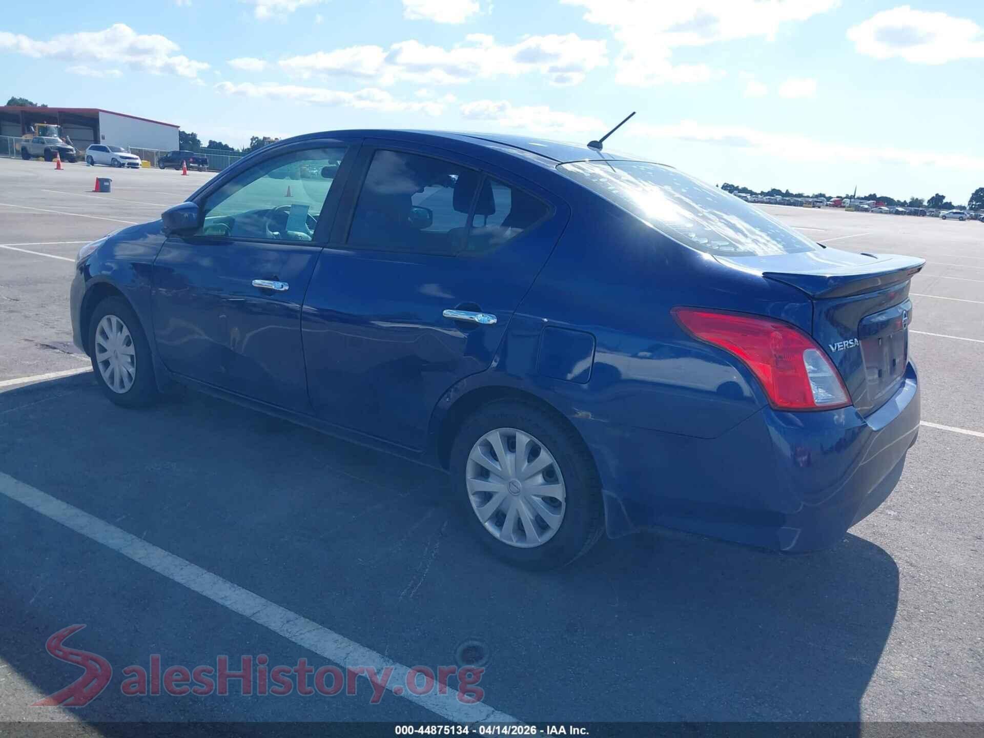 2018 NISSAN VERSA VIN 3N1CN7AP1JL882824, driver side view