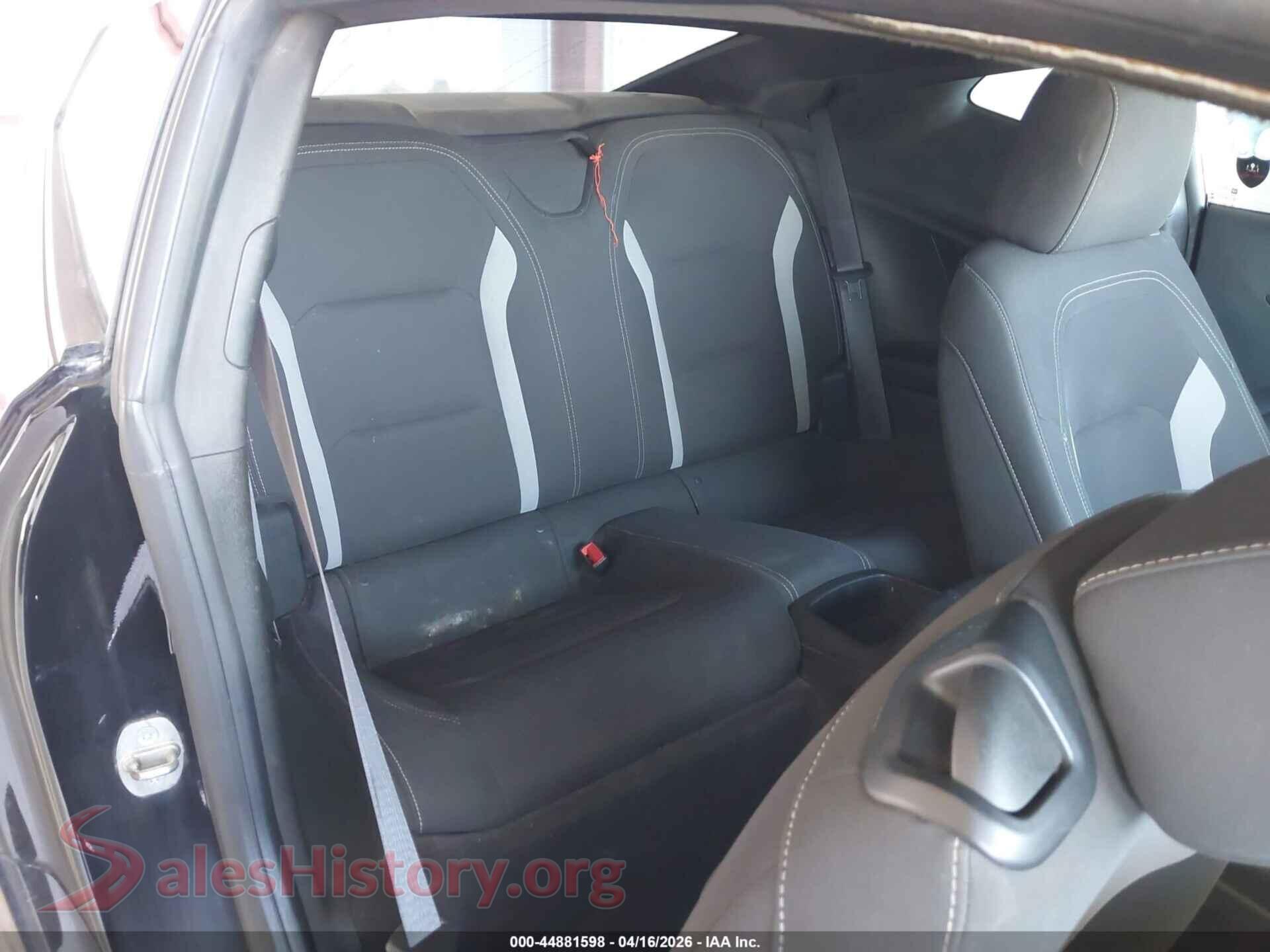 2017 CHEVROLET CAMARO VIN 1G1FB1RX9H0123553, front passenger side