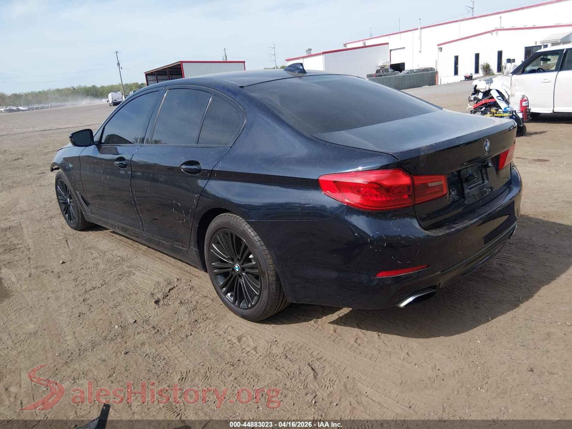 2019 BMW 540I VIN WBAJE7C54KG892962, driver side view
