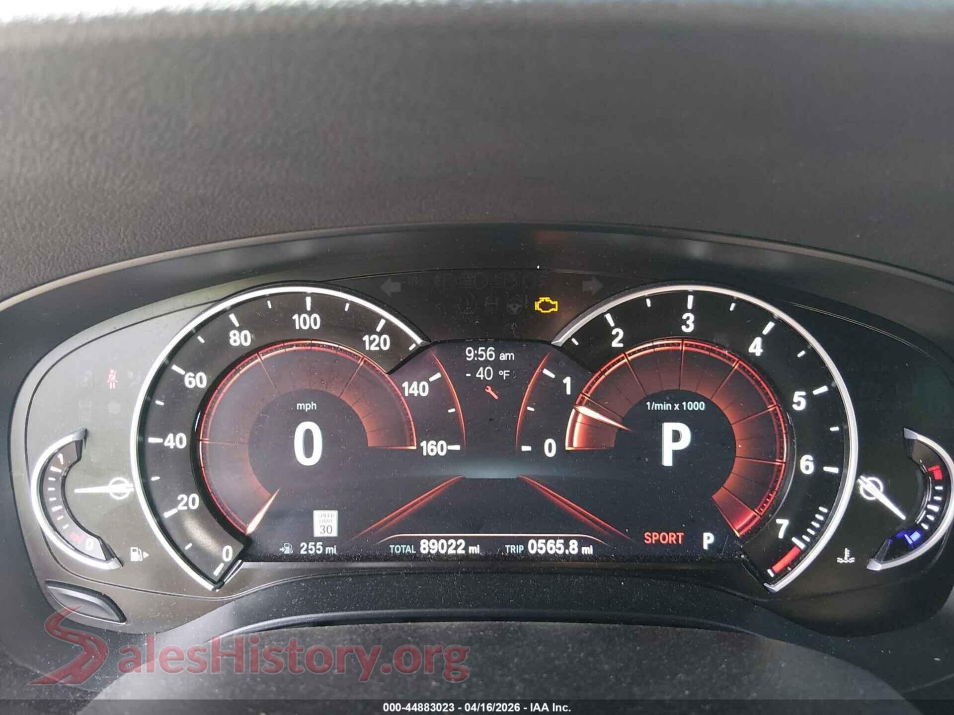2019 BMW 540I VIN WBAJE7C54KG892962, passenger side view