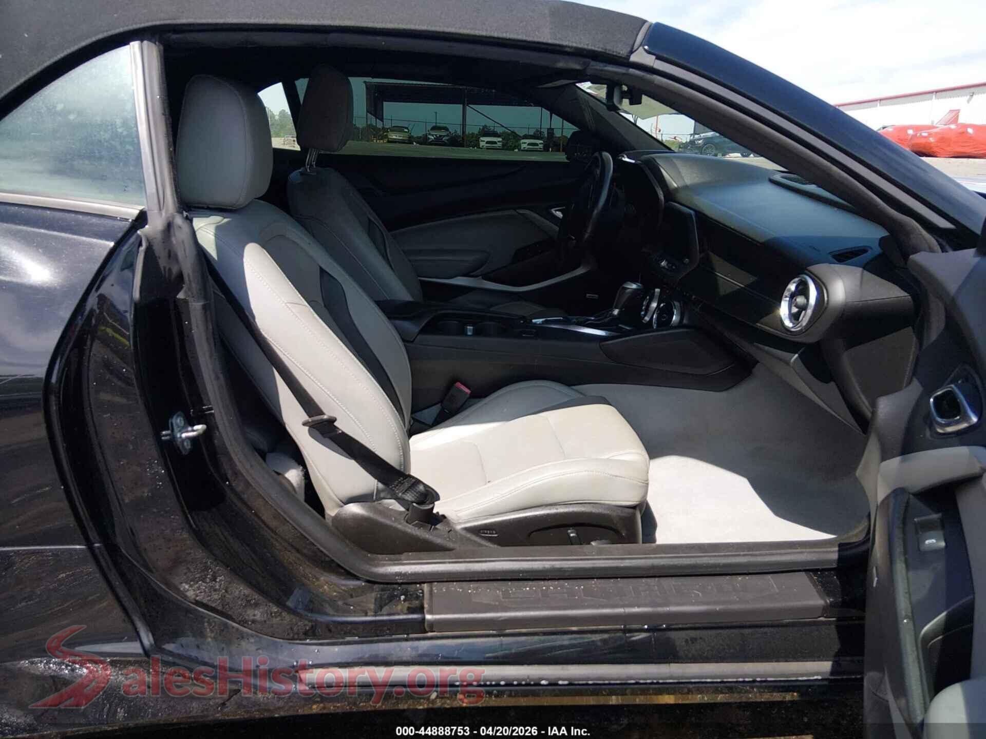 2019 CHEVROLET CAMARO VIN 1G1FD3DX6K0101157, rear view