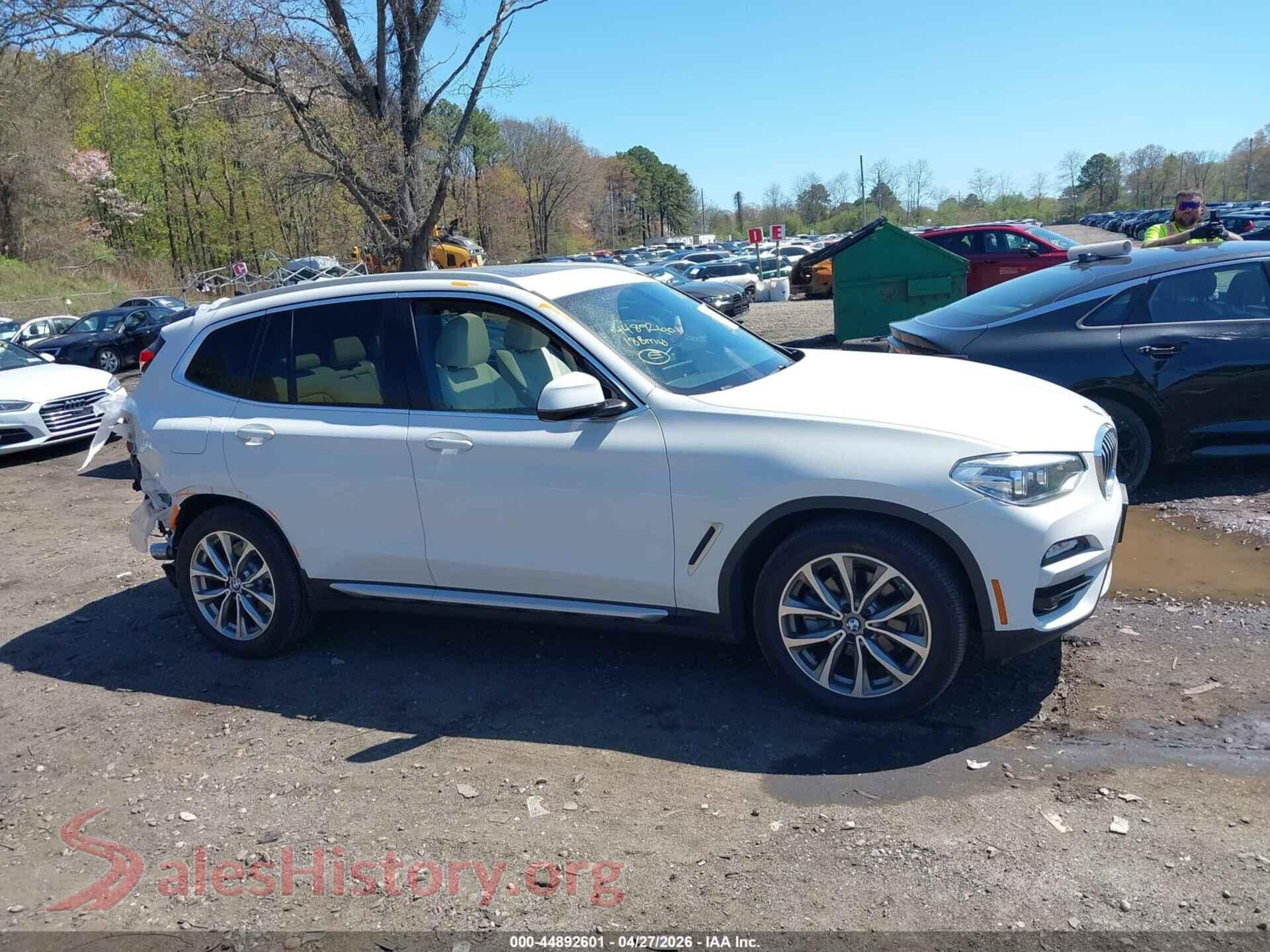 2018 BMW X3 VIN 5UXTR9C57JLD74105, auction photo 13