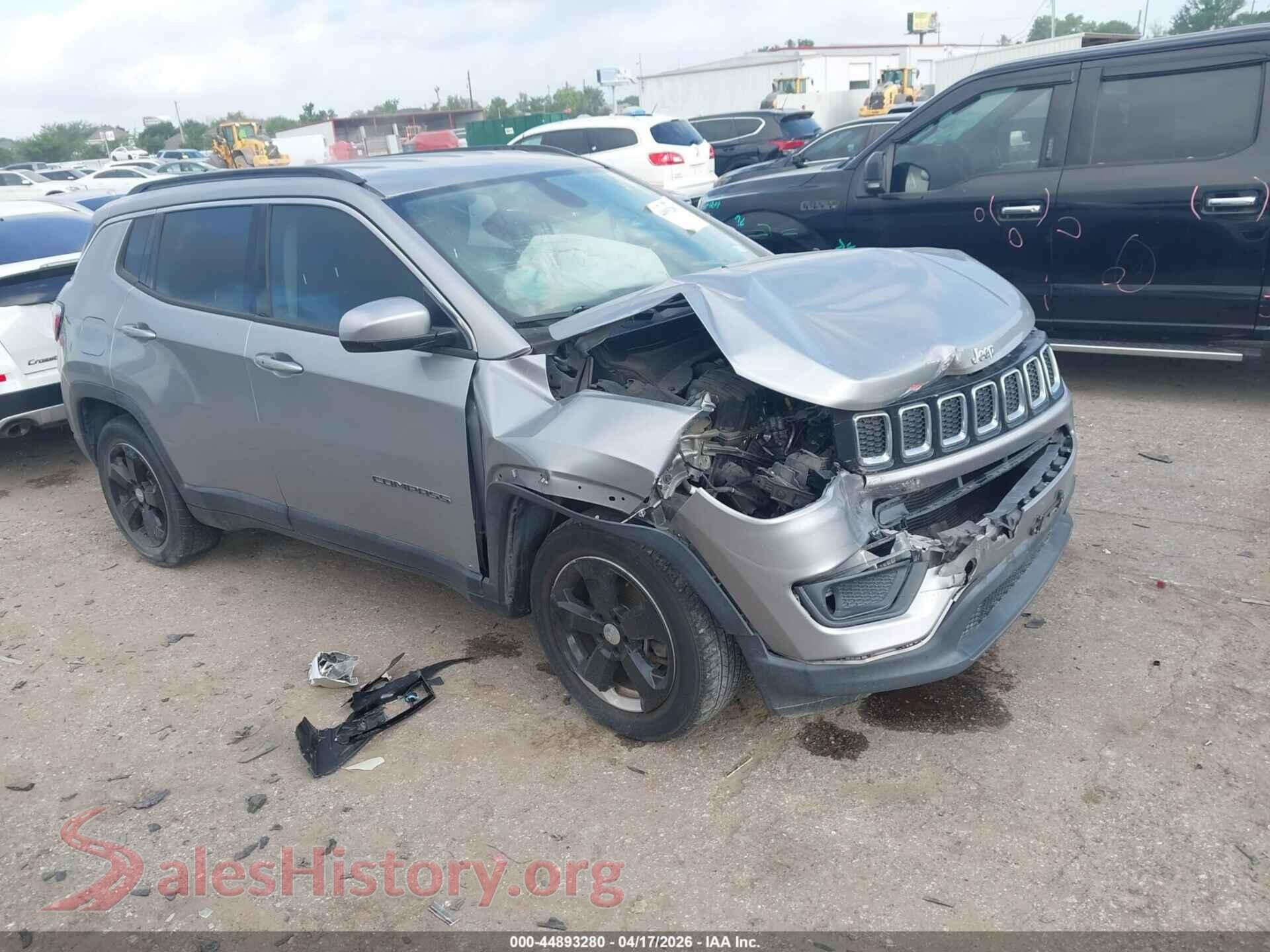 3C4NJCBB3JT272369 2018 JEEP COMPASS