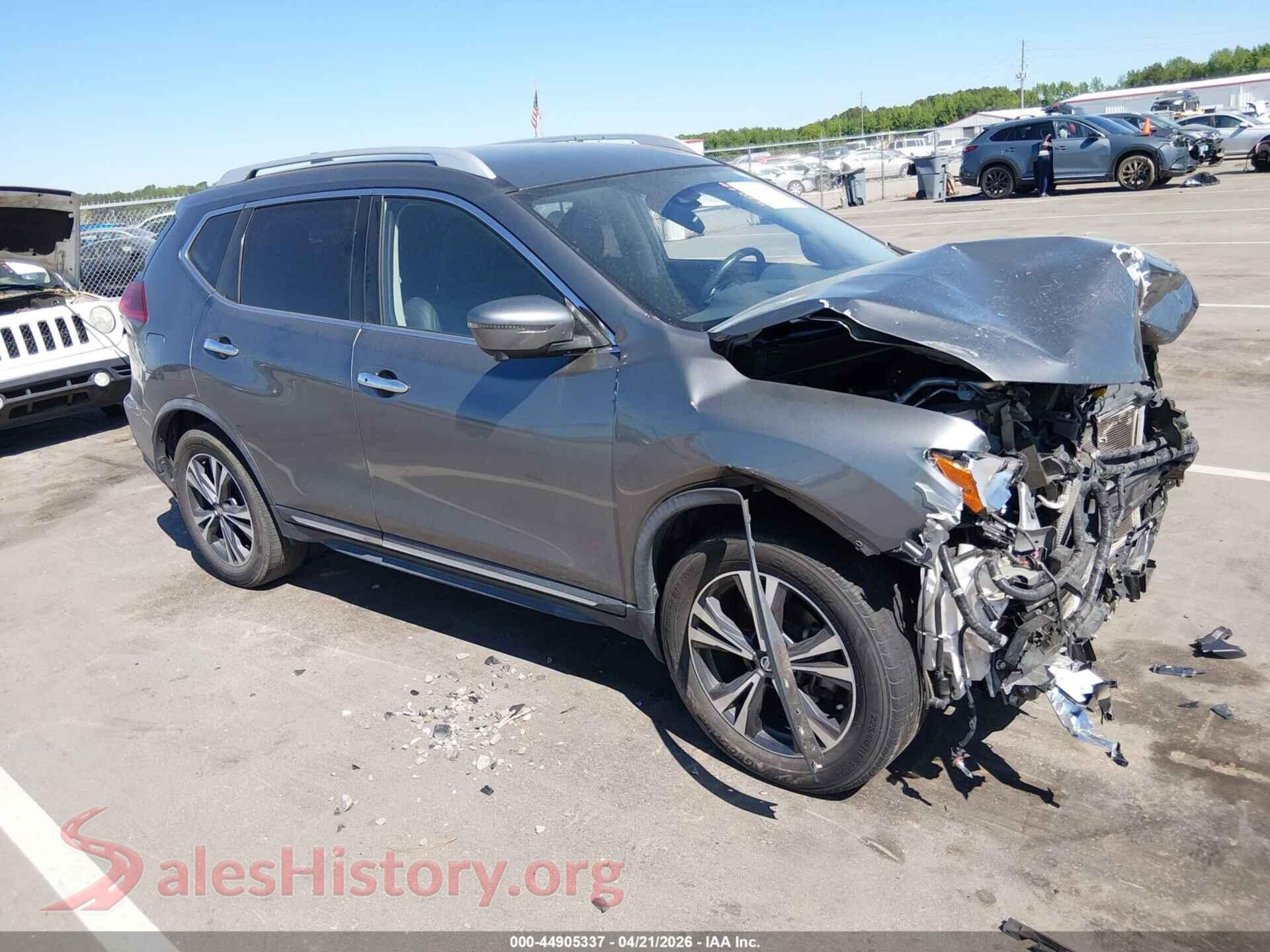JN8AT2MTXJW461804 2018 NISSAN ROGUE