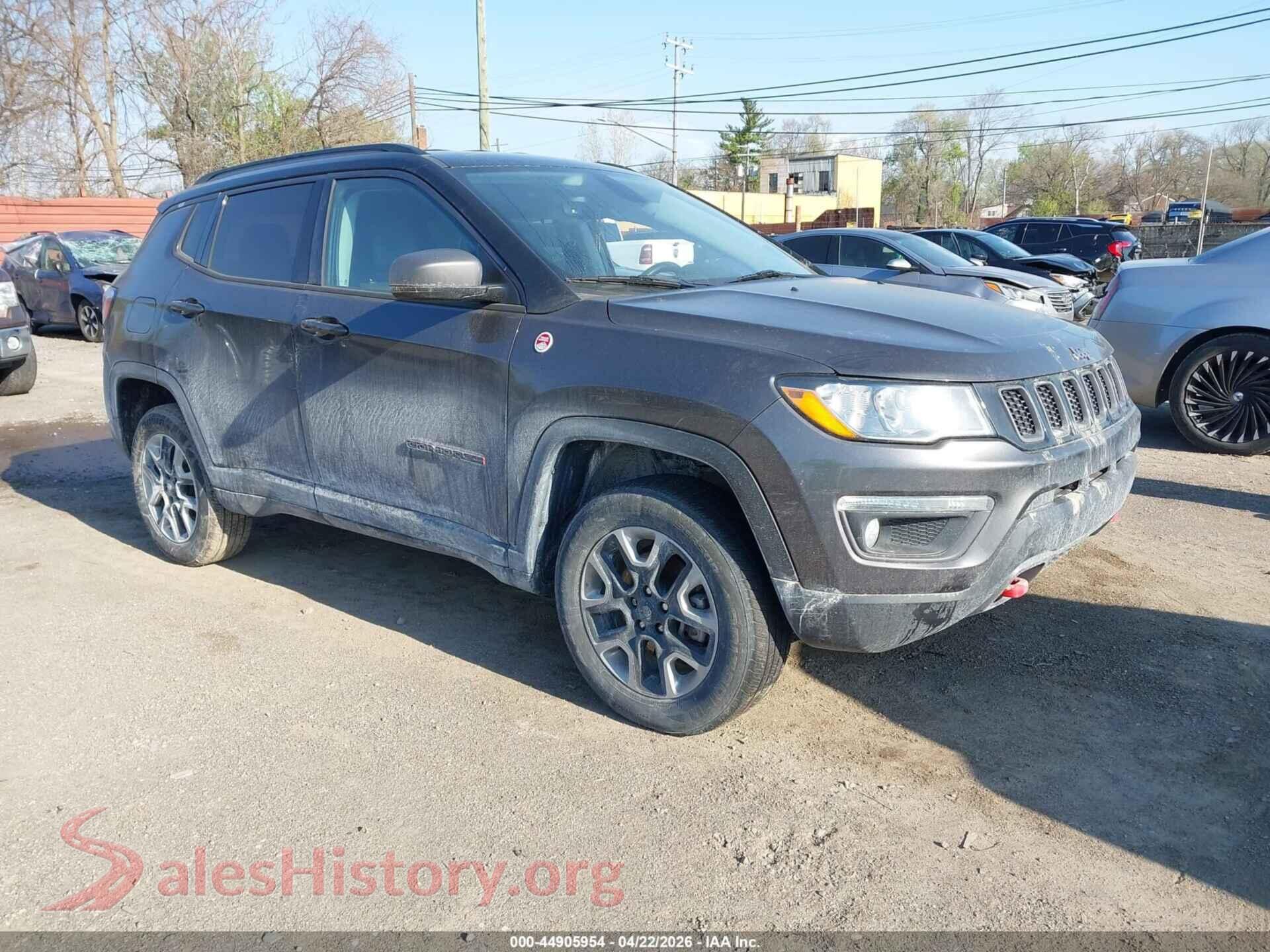 3C4NJDDB7JT201596 2018 JEEP COMPASS