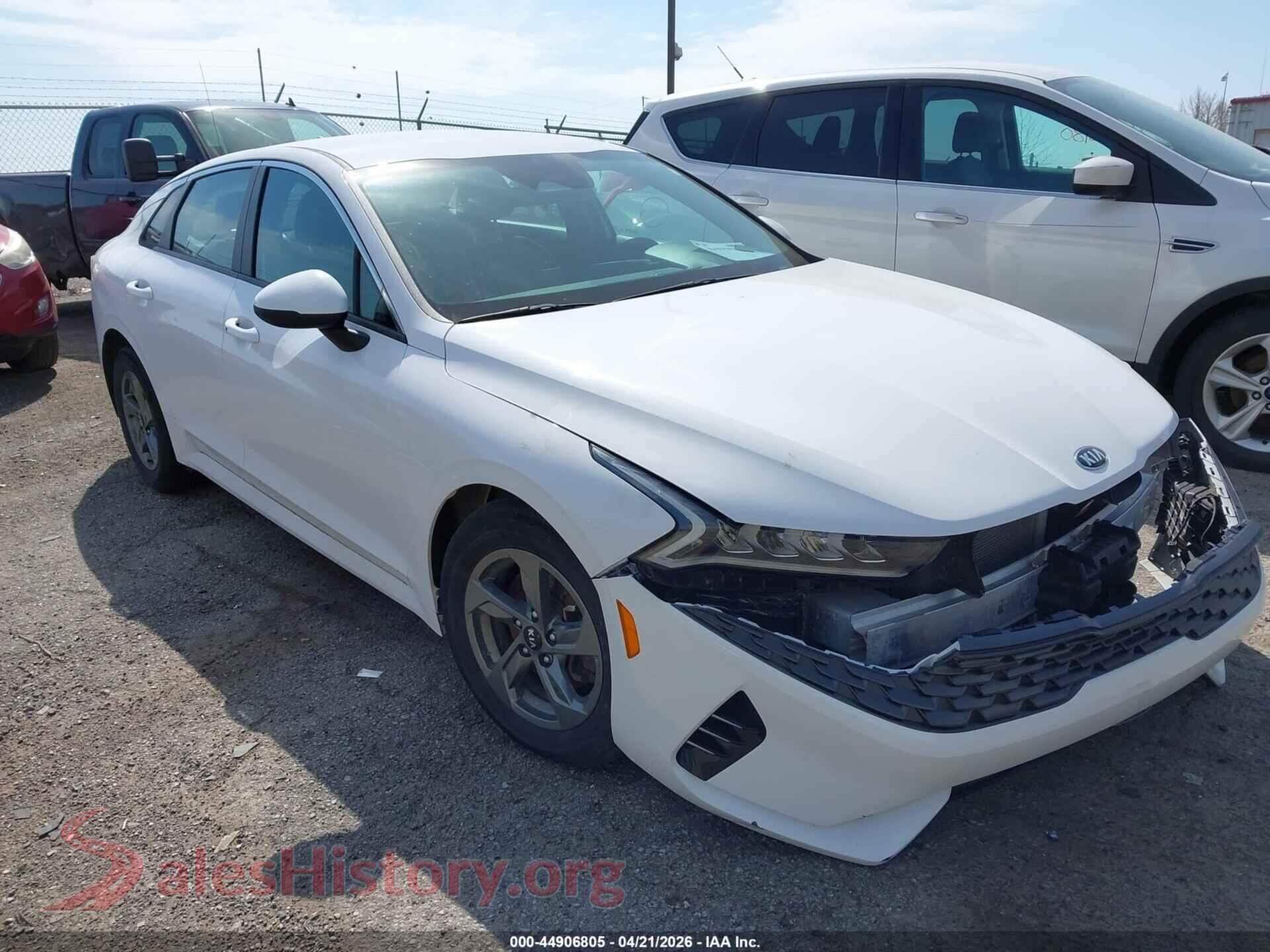 5XXG14J22MG017857 2021 KIA K5