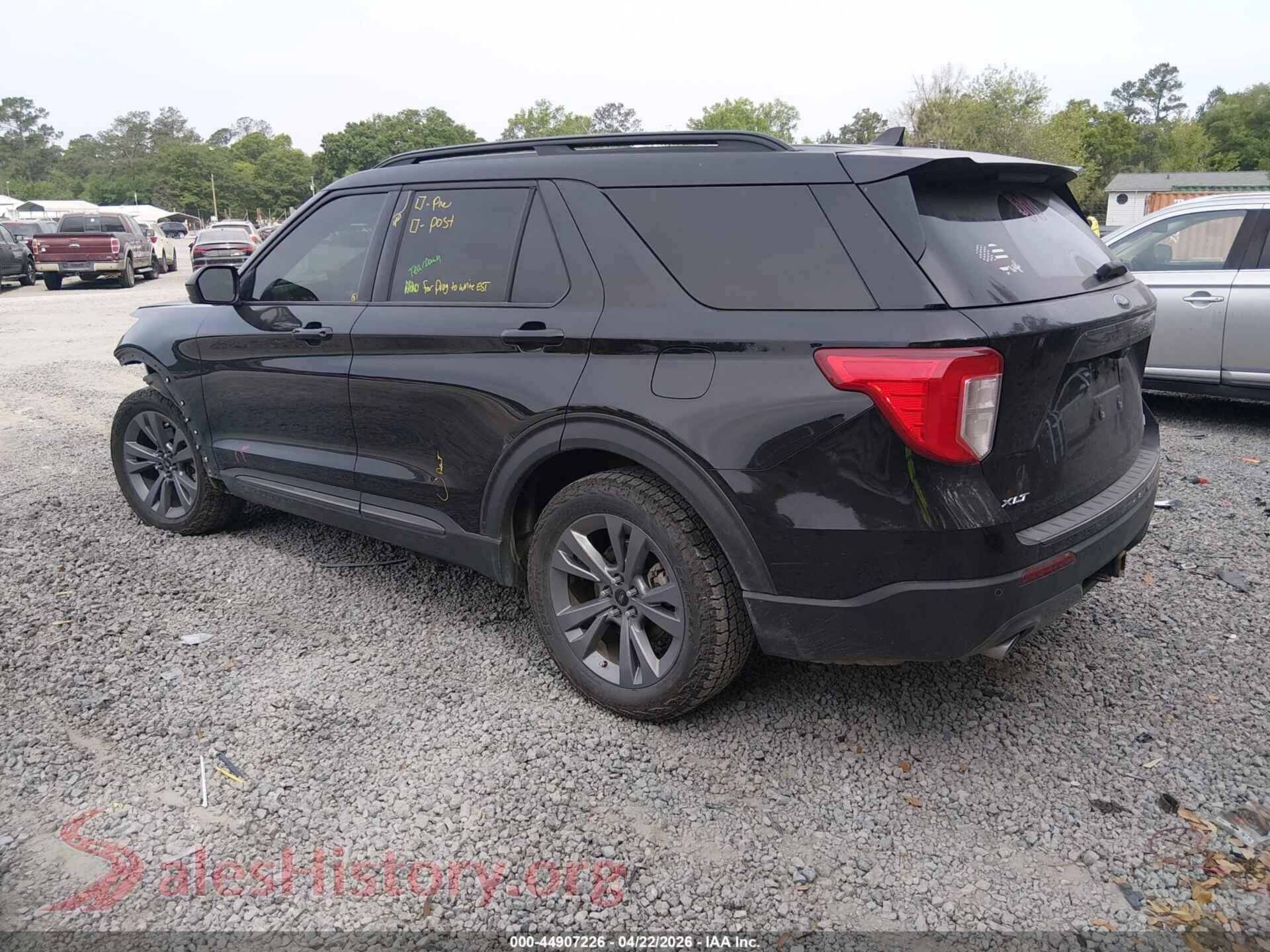 2022 FORD EXPLORER VIN 1FMSK8DH3NGA14258, driver side view
