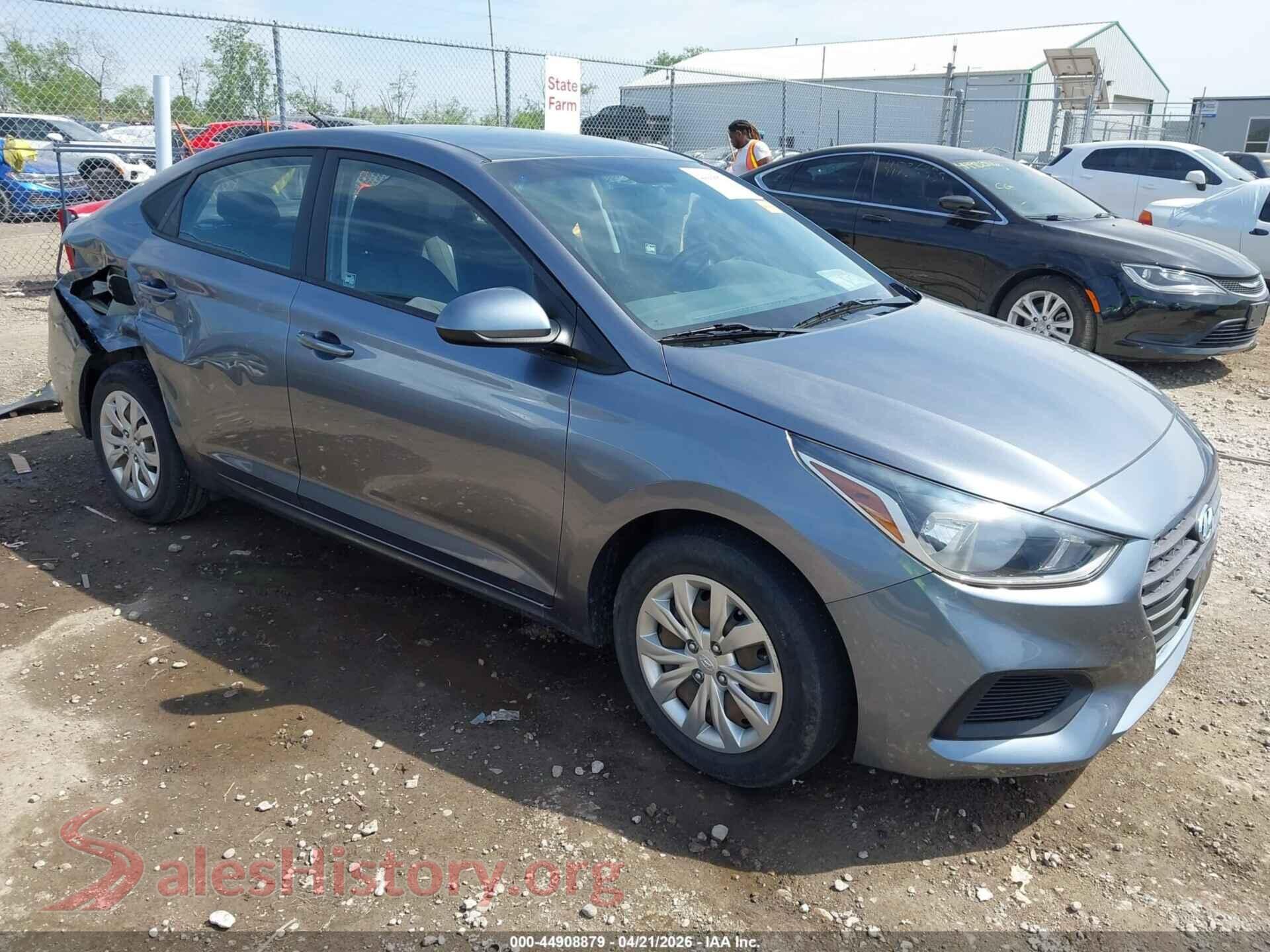 3KPC24A30JE034018 2018 HYUNDAI ACCENT