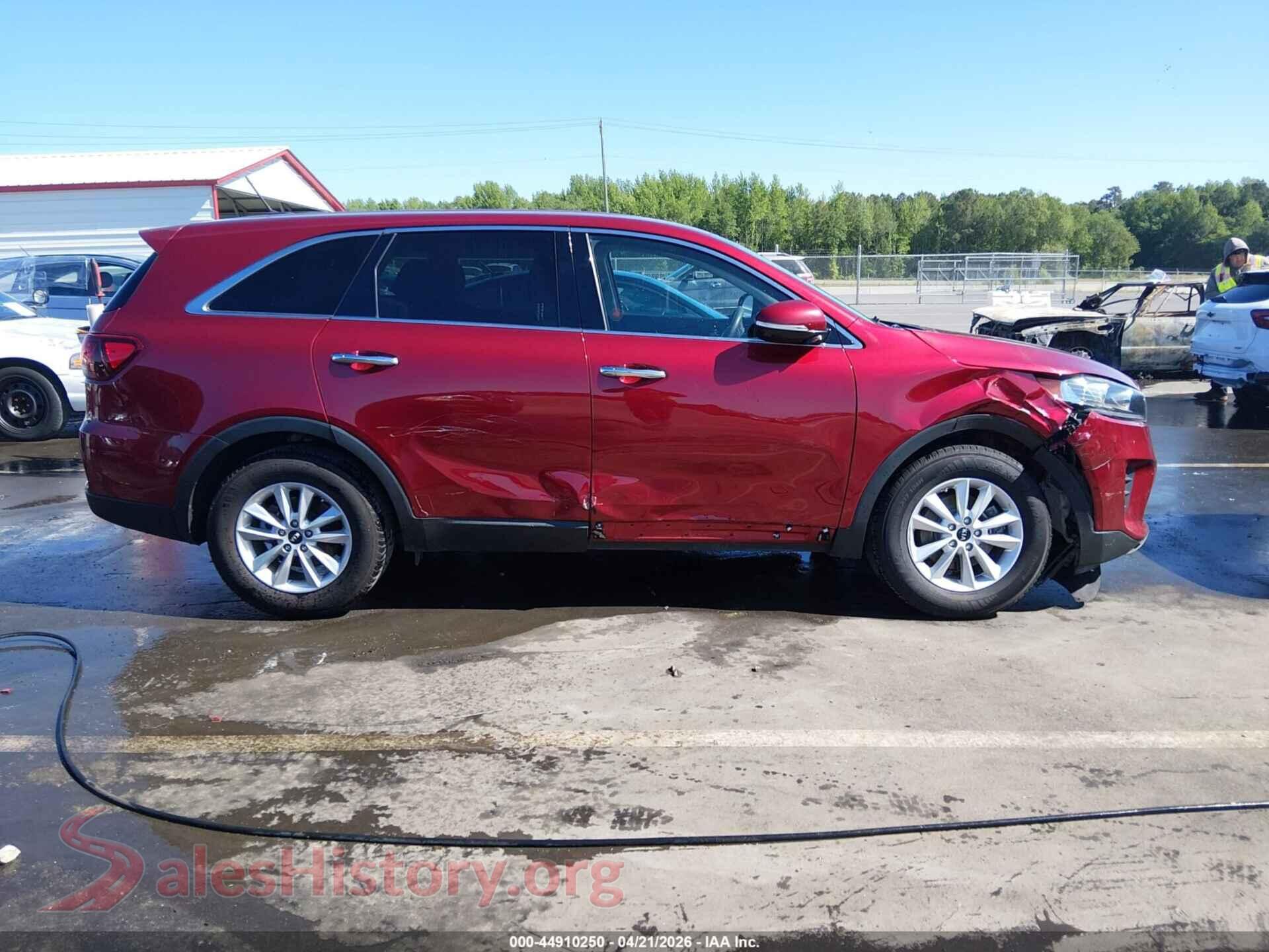 2019 KIA SORENTO VIN 5XYPG4A35KG510559, auction photo 13