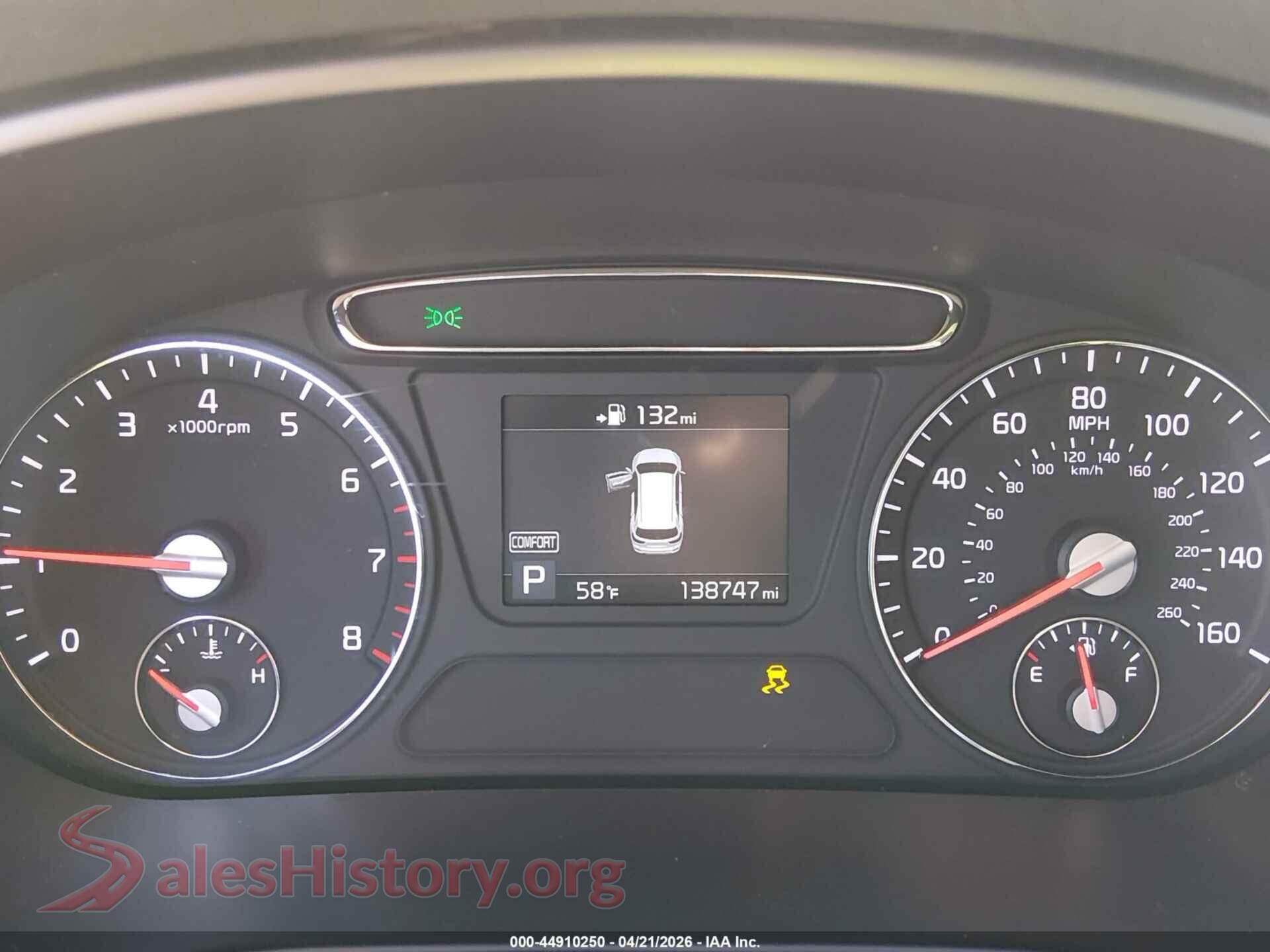 2019 KIA SORENTO VIN 5XYPG4A35KG510559, passenger side view