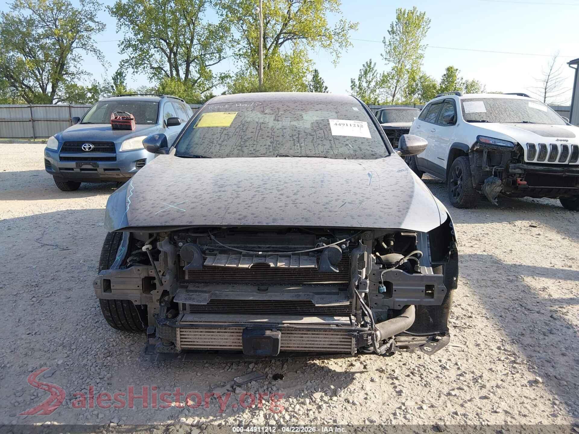 2020 HONDA ACCORD VIN 1HGCV1F39LA048375, damage close-up