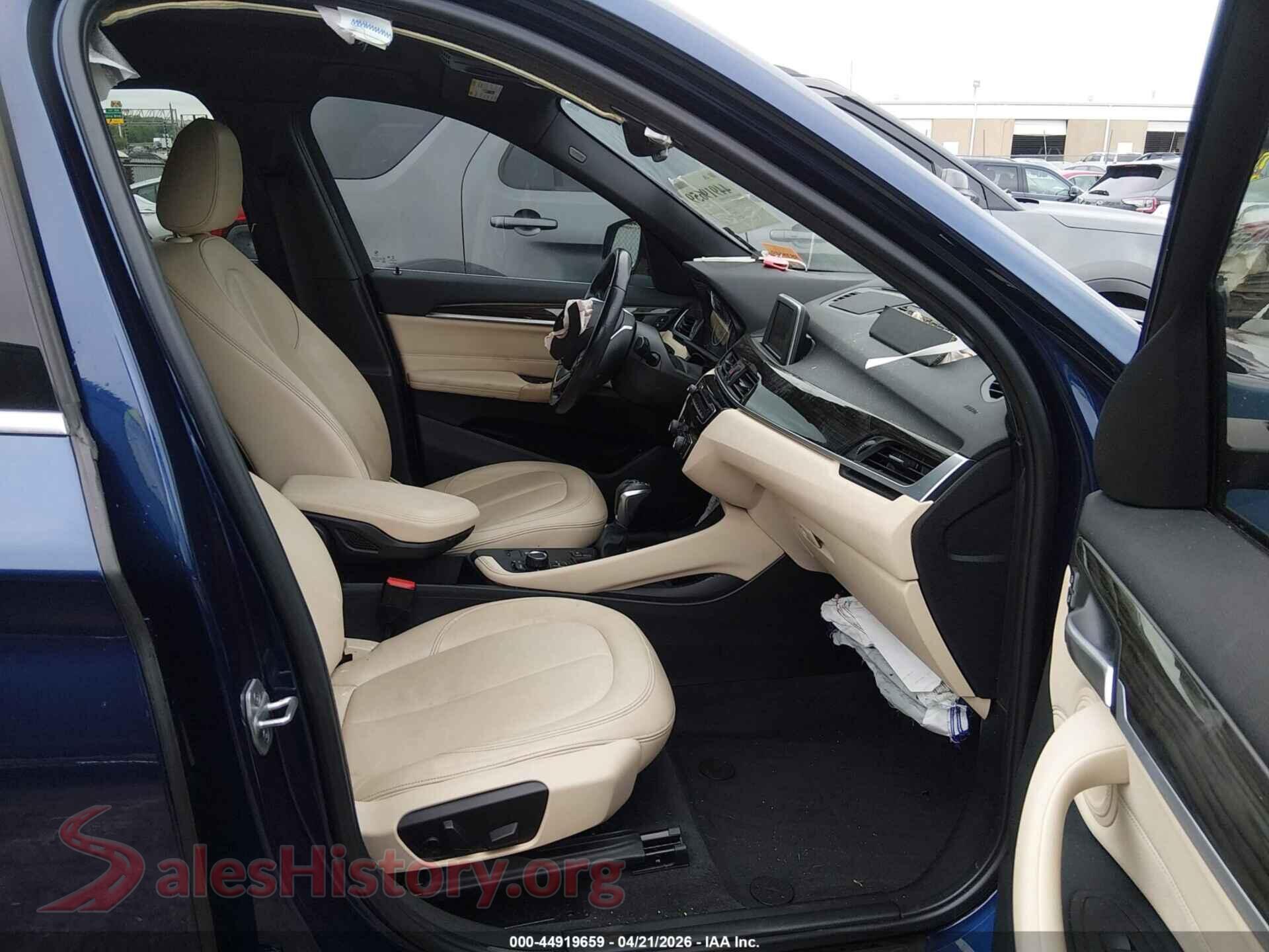 2018 BMW X1 VIN WBXHT3C35J5K21554, rear view