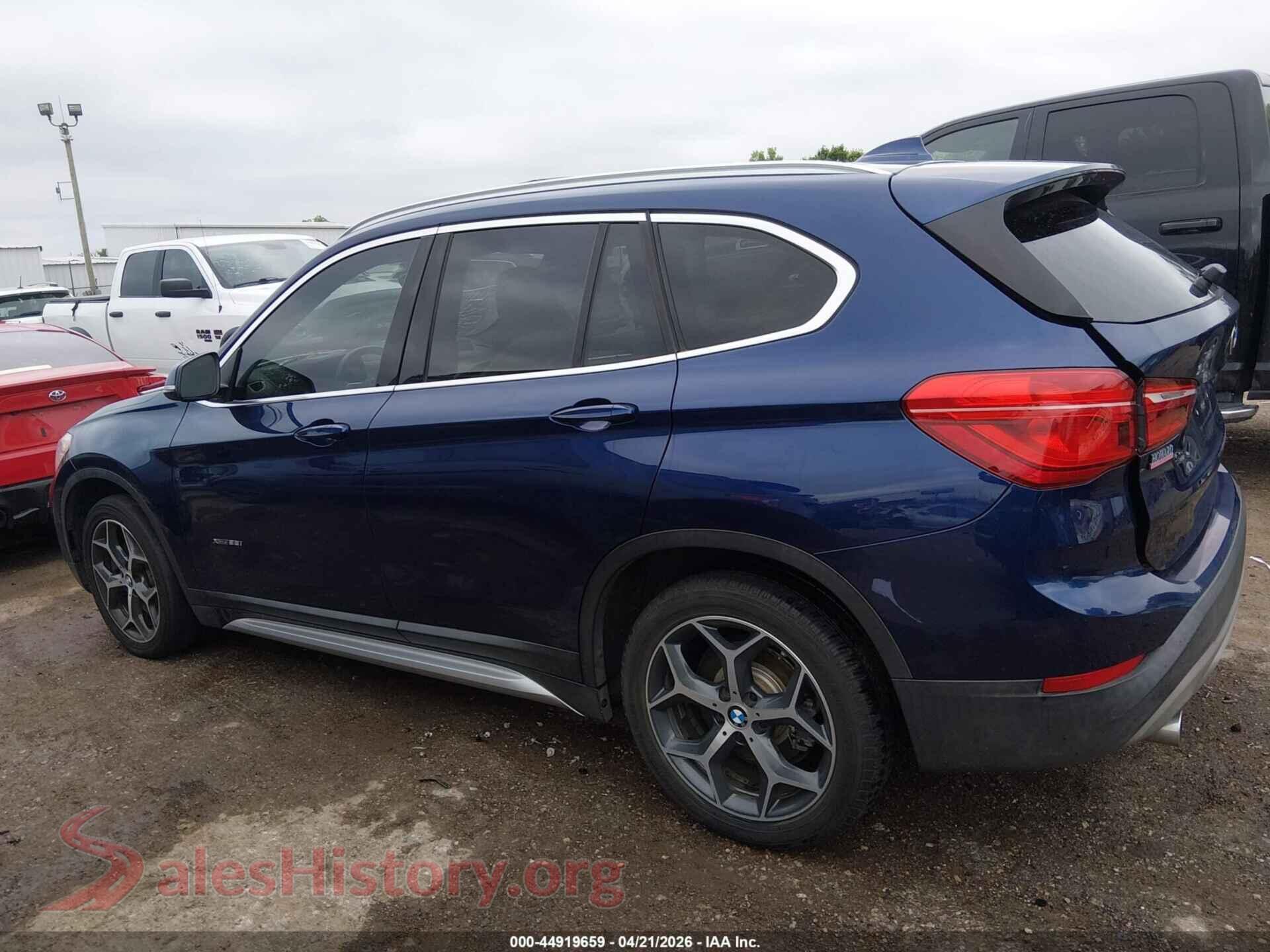2018 BMW X1 VIN WBXHT3C35J5K21554, auction photo 14