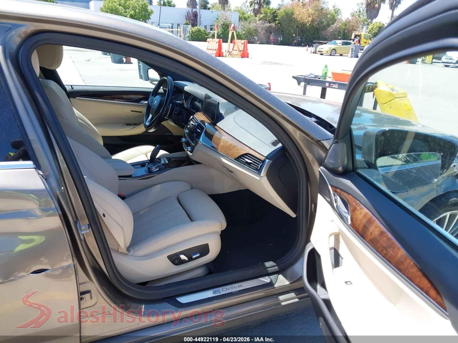 2018 BMW 530E VIN WBAJA9C53JB253216, rear view