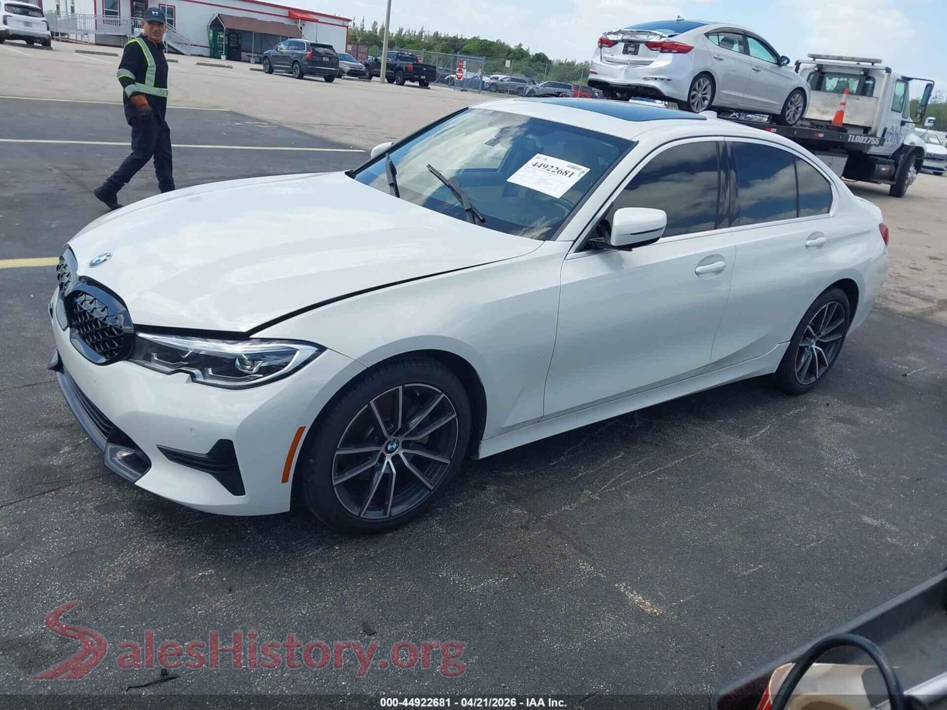 2019 BMW 330I VIN WBA5R1C57KFH18282, front view