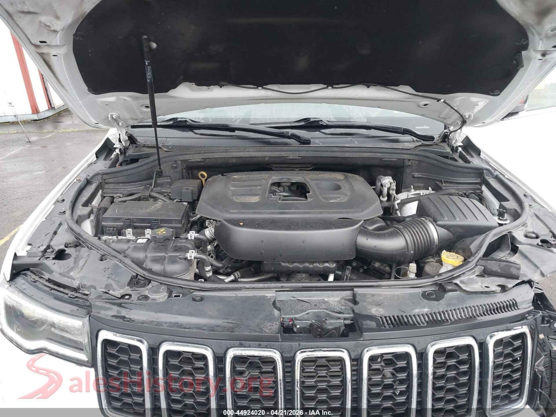 2017 JEEP GRAND CHEROKEE VIN 1C4RJFBG7HC617729, interior dashboard