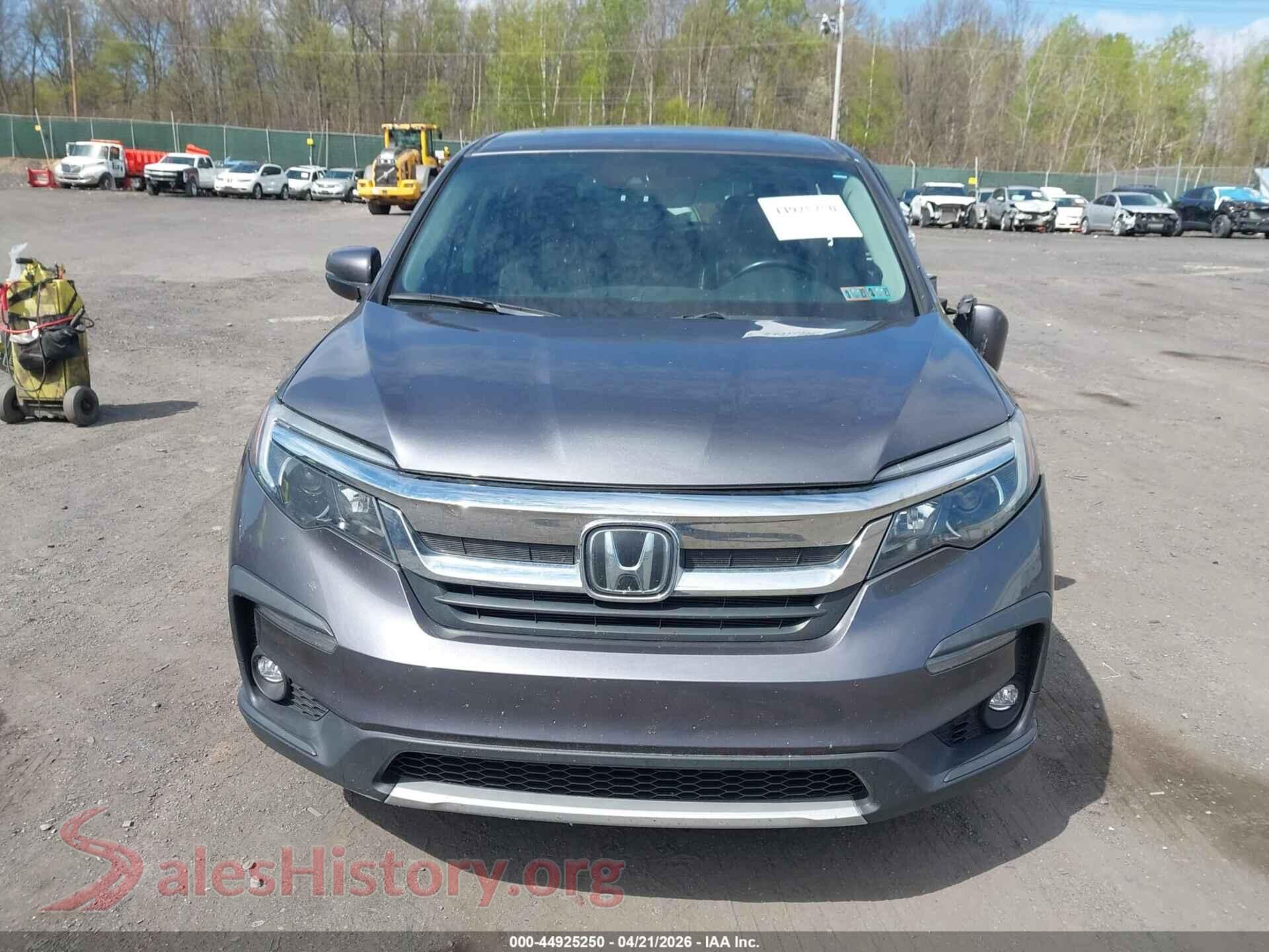 2019 HONDA PILOT VIN 5FNYF6H52KB059852, damage close-up