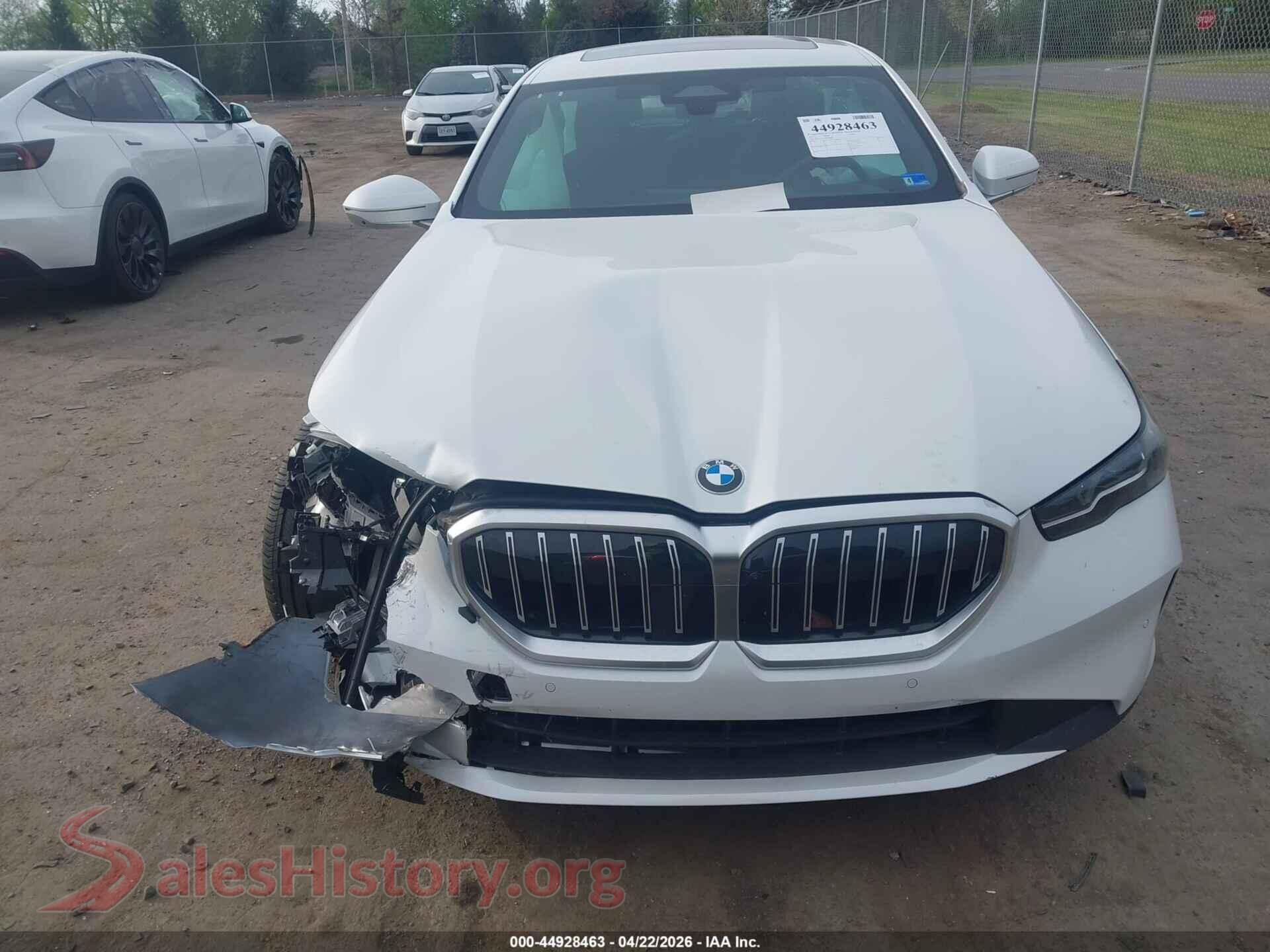 2024 BMW 530I VIN WBA53FJ01RCS00487, damage close-up