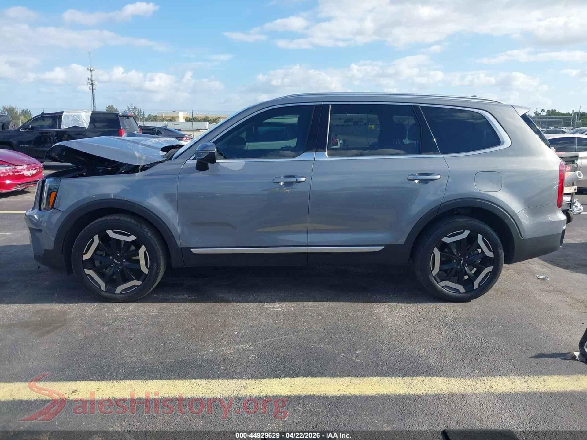 2024 KIA TELLURIDE VIN 5XYP64GC2RG497838, auction photo 14