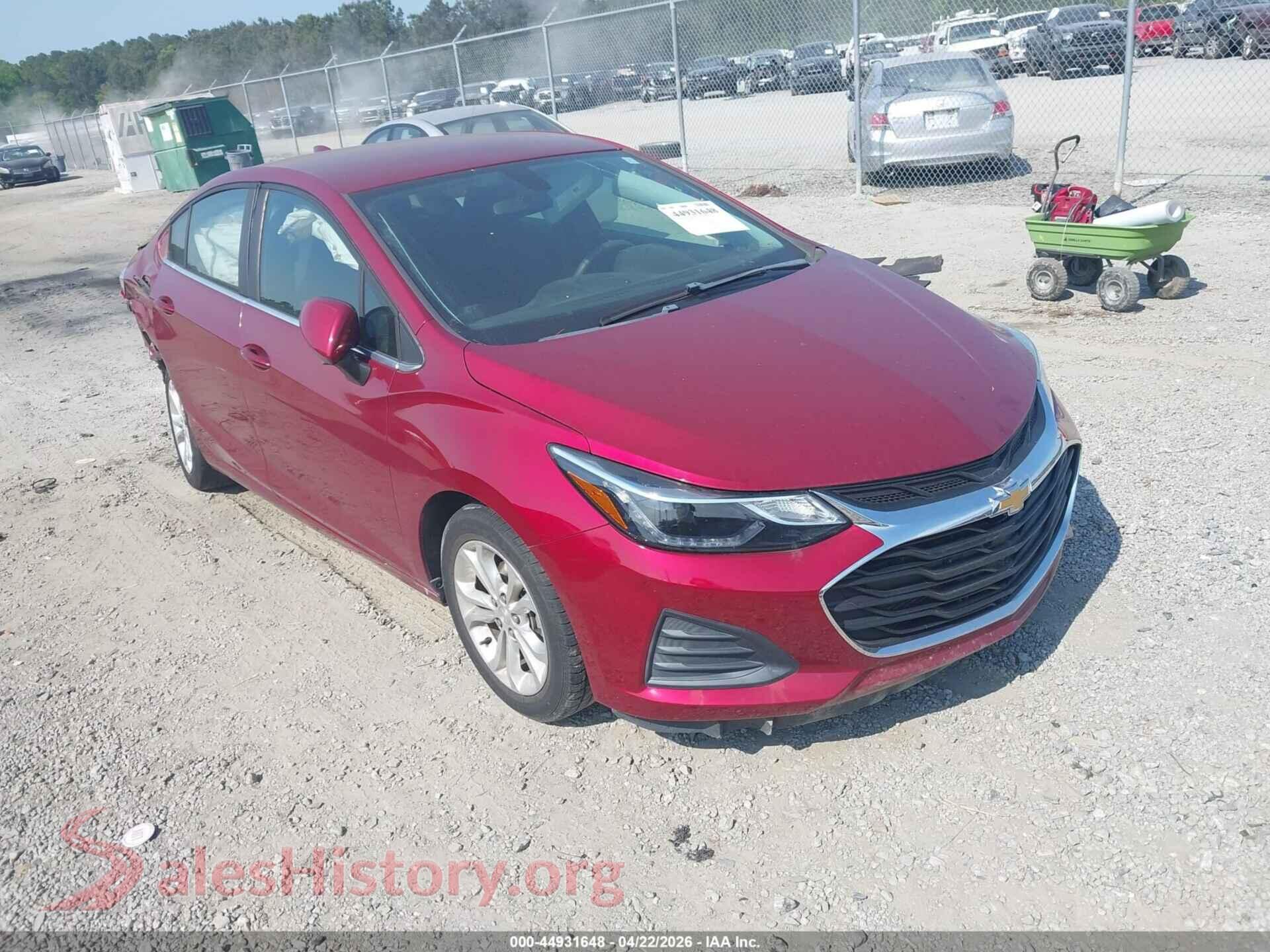 1G1BE5SM0K7107253 2019 CHEVROLET CRUZE