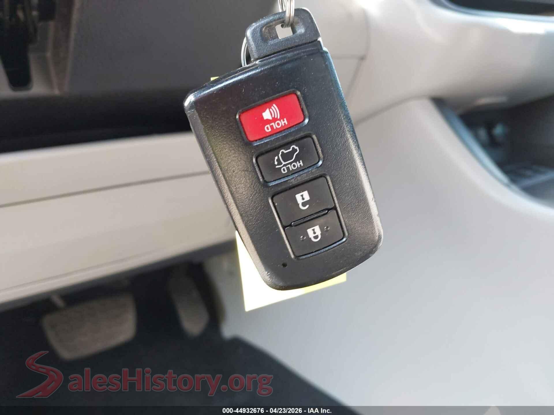 2019 TOYOTA HIGHLANDER VIN 5TDJZRFH7KS610439, odometer mileage