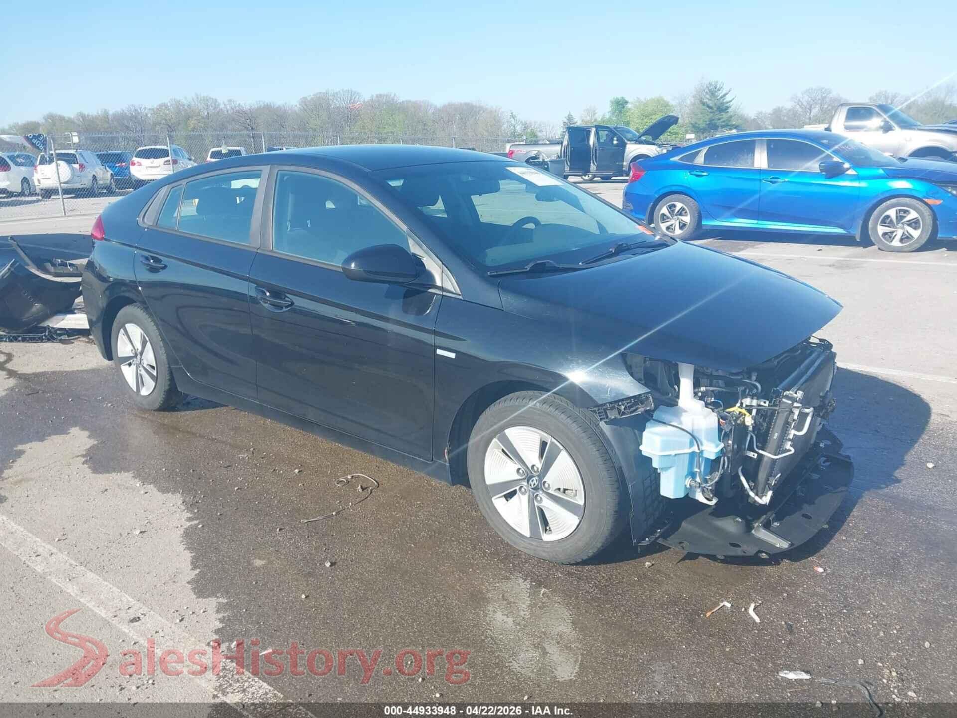2019 HYUNDAI IONIQ HYBRID VIN KMHC65LC1KU117527, auction photo