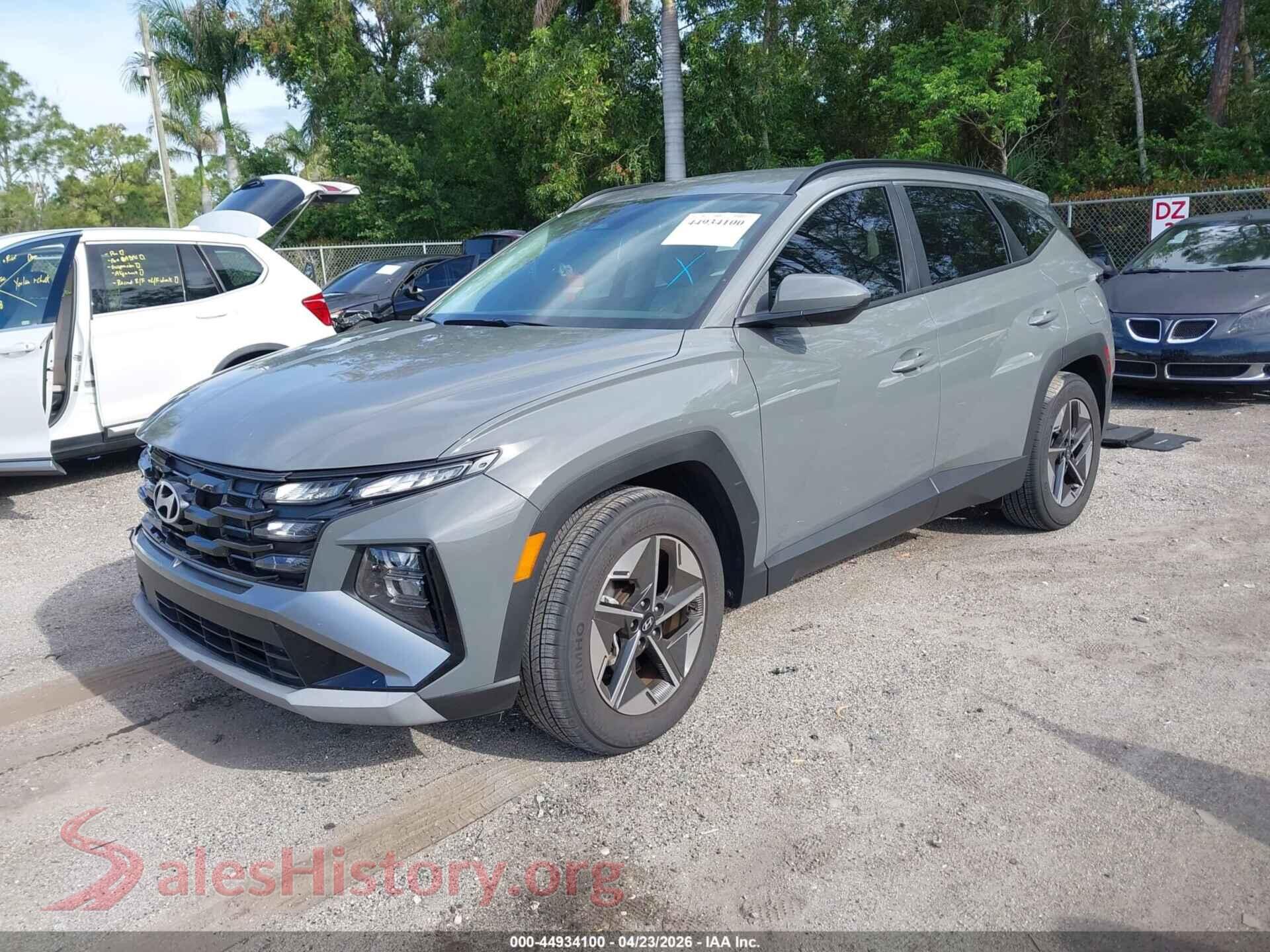 2025 HYUNDAI TUCSON VIN 5NMJB3DE6SH523192, front view