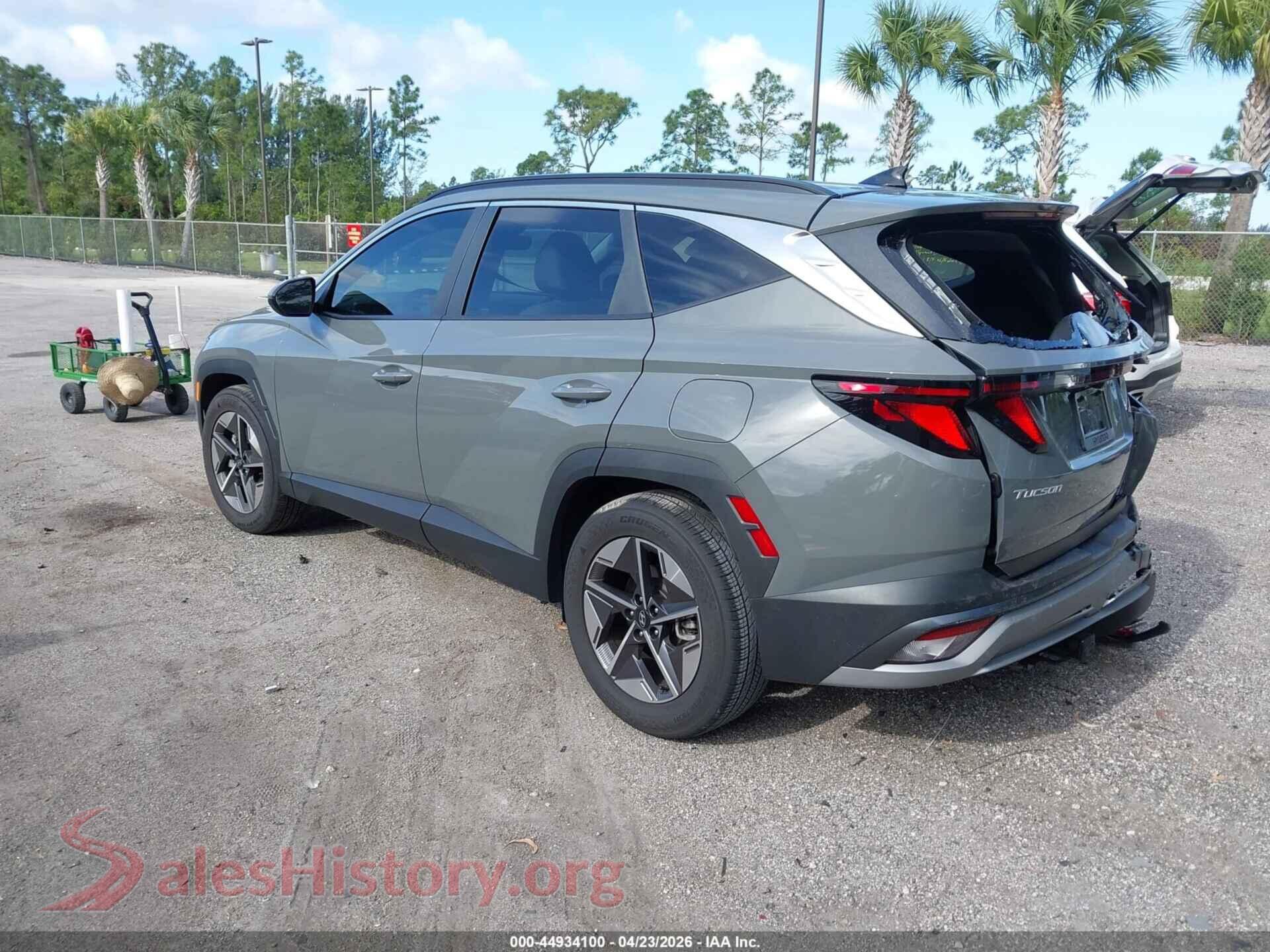 2025 HYUNDAI TUCSON VIN 5NMJB3DE6SH523192, driver side view