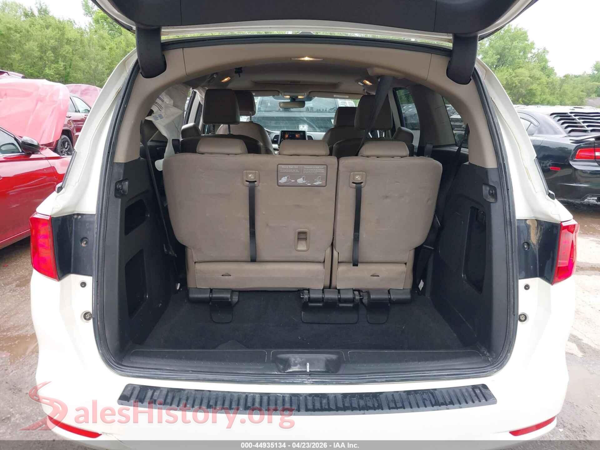 2019 HONDA ODYSSEY VIN 5FNRL6H76KB040347, auction photo 17