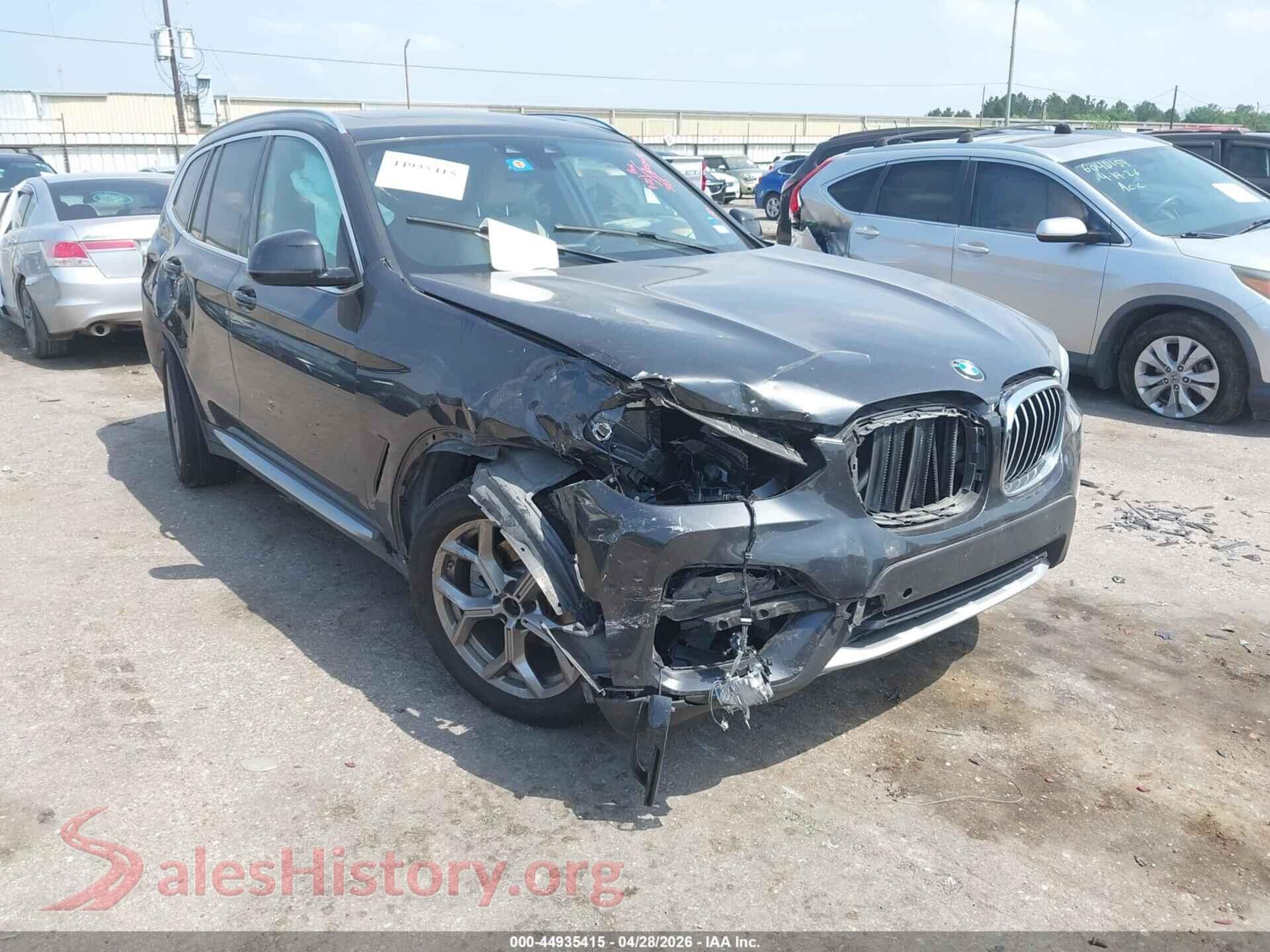 2020 BMW X3 VIN 5UXTY3C01LLU72521, front 3/4 driver side