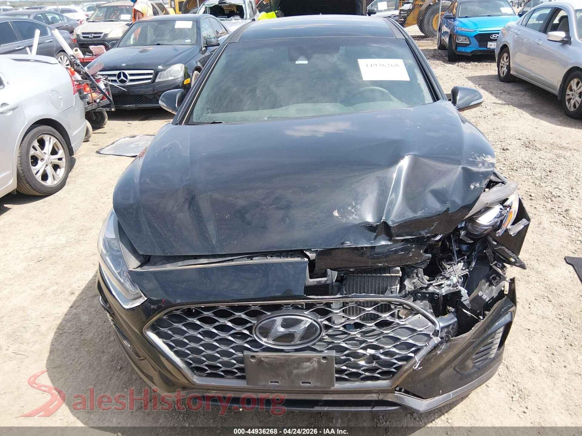 2018 HYUNDAI SONATA VIN 5NPE34AB1JH723347, damage close-up
