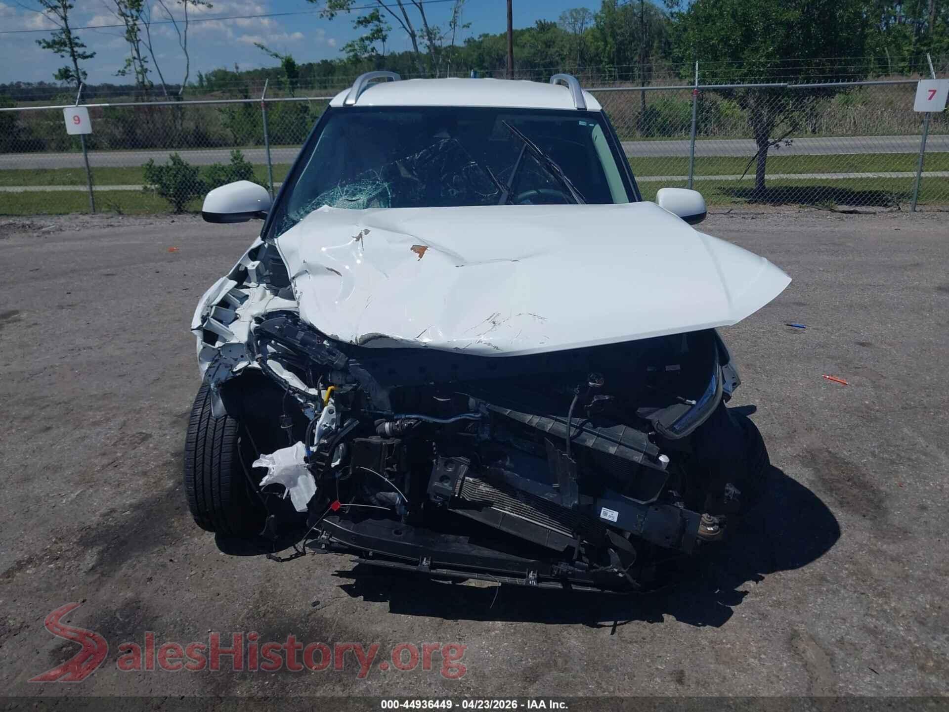 2020 HYUNDAI VENUE VIN KMHRC8A38LU045363, damage close-up
