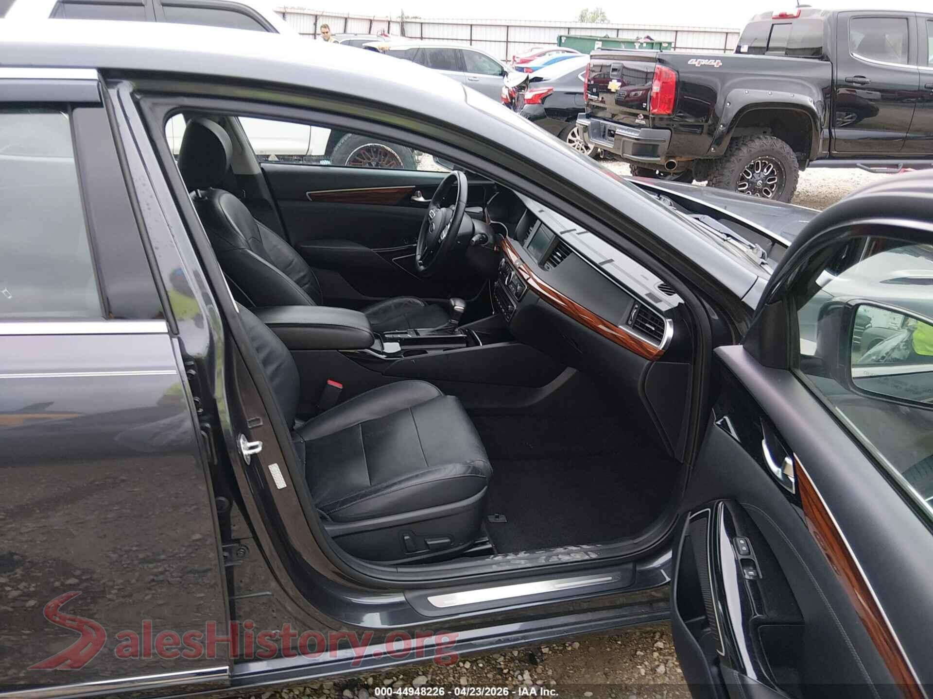 2017 KIA CADENZA VIN KNALB4J15H5056839, rear view