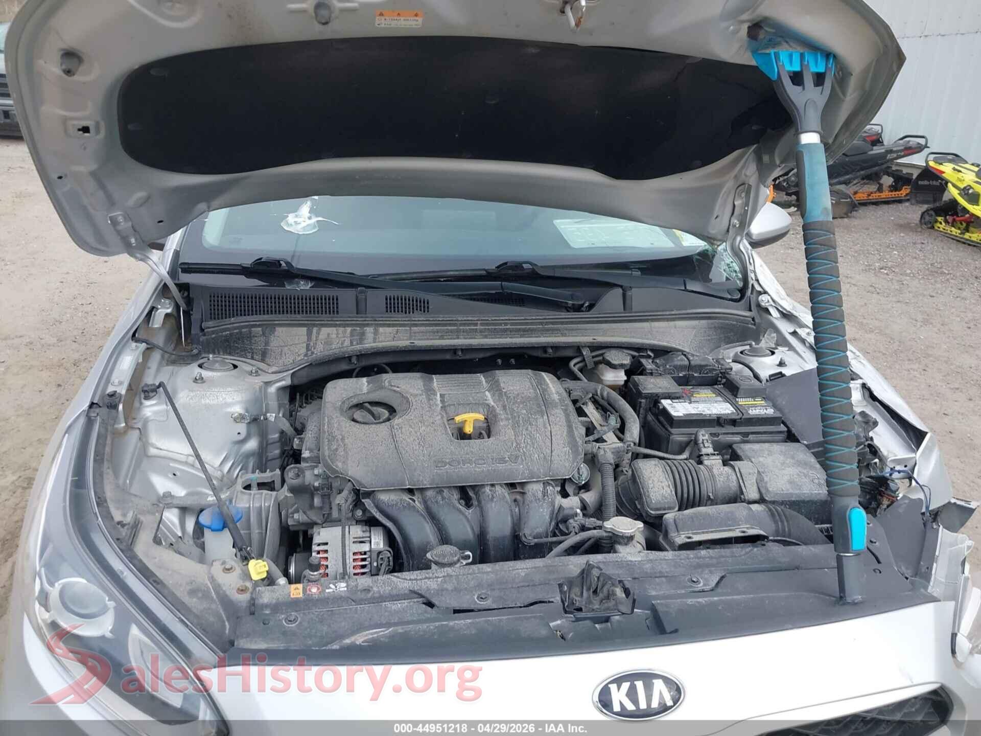 2020 KIA FORTE VIN 3KPF24AD2LE223570, interior dashboard