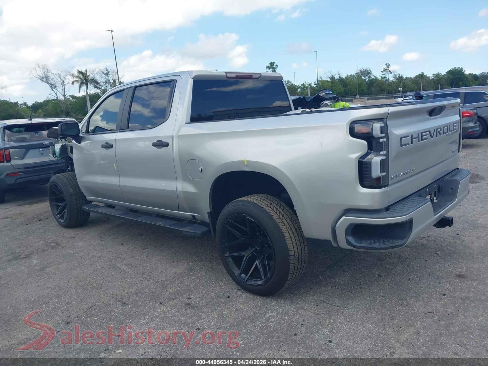 2019 CHEVROLET SILVERADO 1500 VIN 3GCPWBEH0KG120595, driver side view