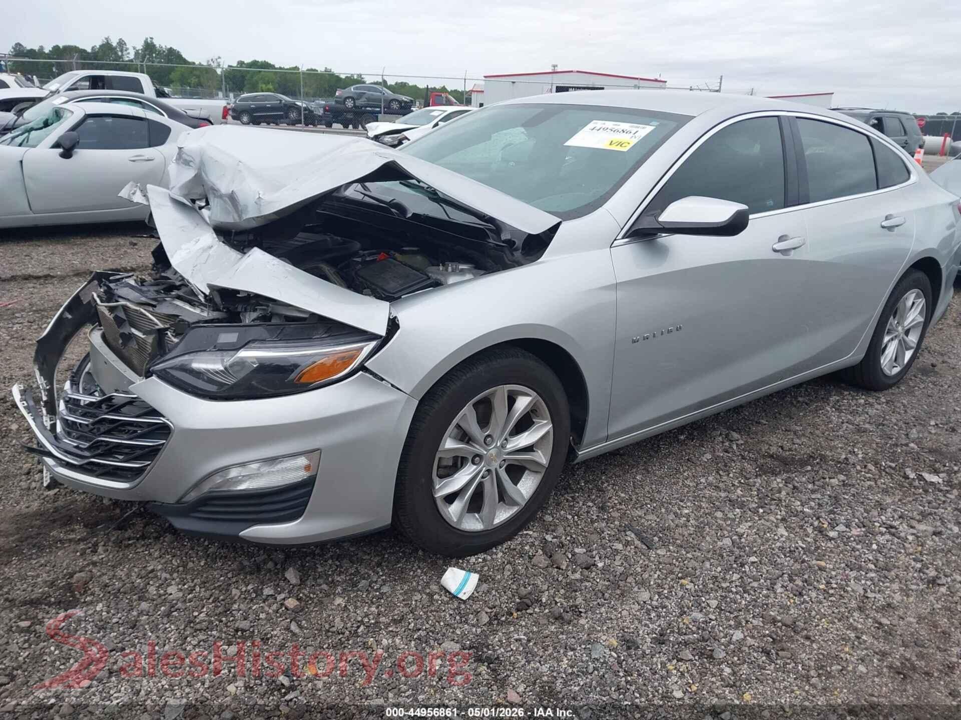 2021 CHEVROLET MALIBU VIN 1G1ZD5ST2MF066335, front view