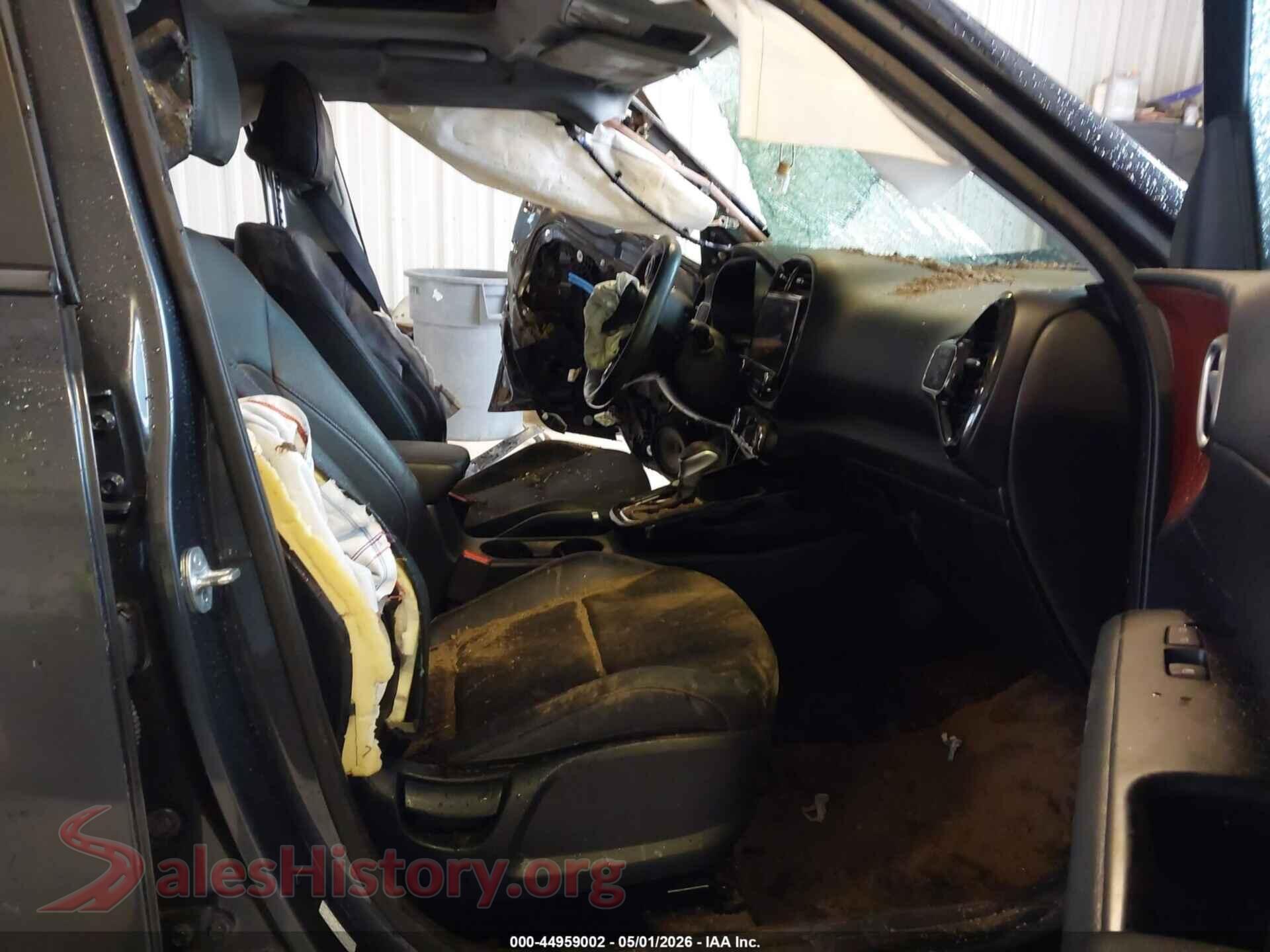 2023 KIA SOUL VIN KNDJ53AU7P7889907, rear view