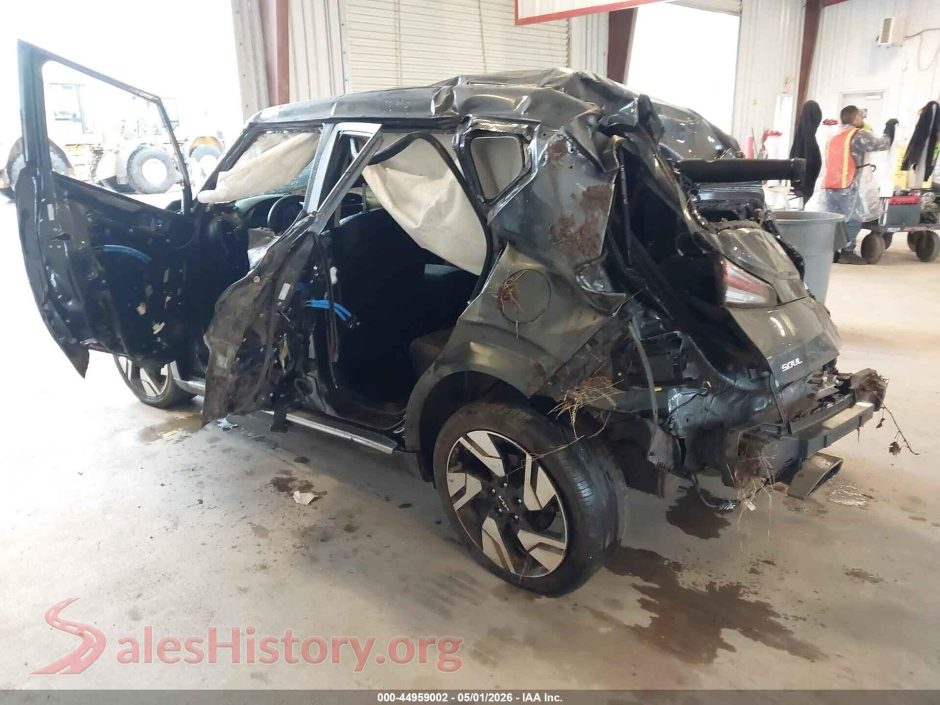 2023 KIA SOUL VIN KNDJ53AU7P7889907, driver side view