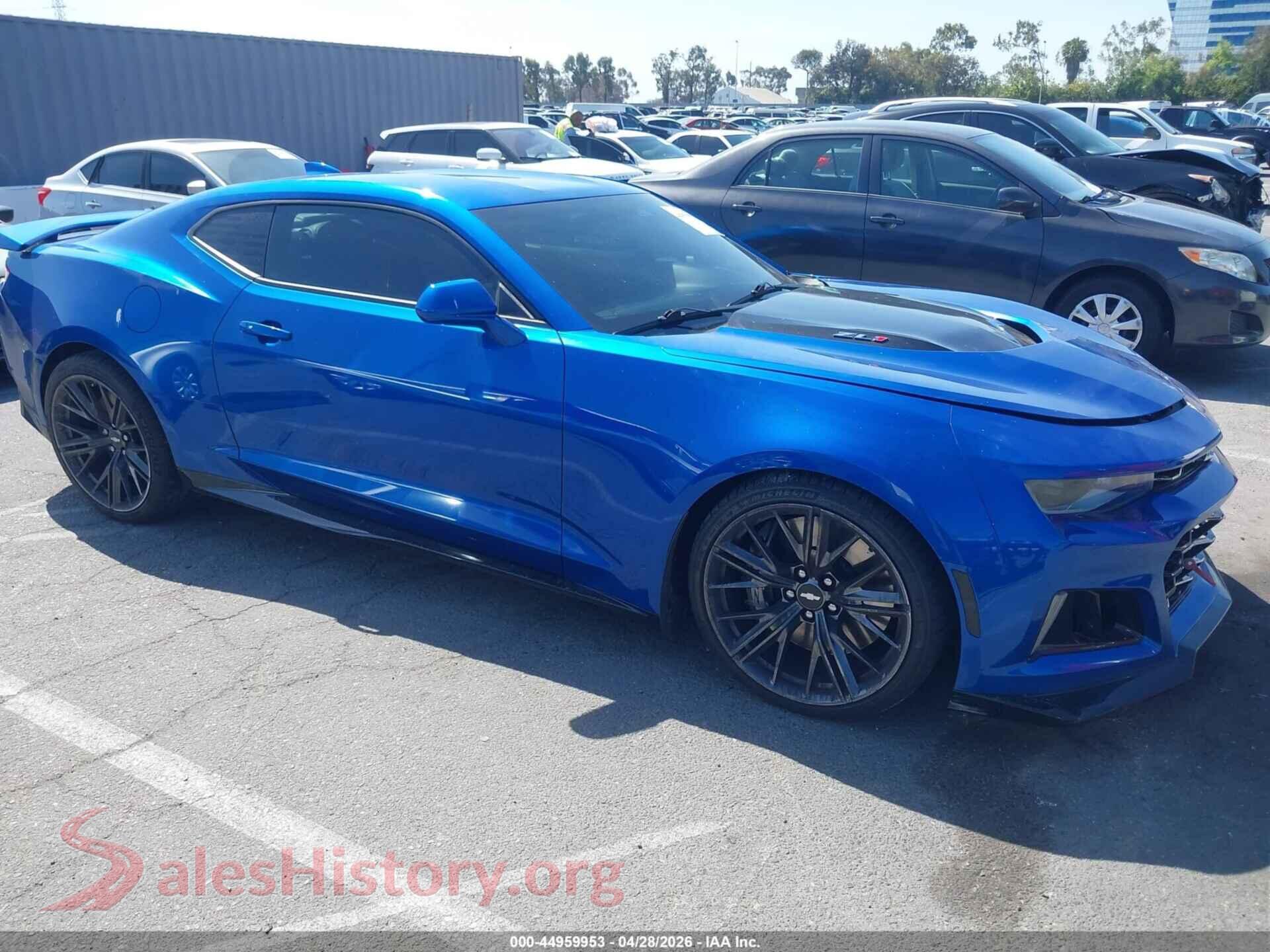 2018 CHEVROLET CAMARO VIN 1G1FK1R68J0130104, auction photo