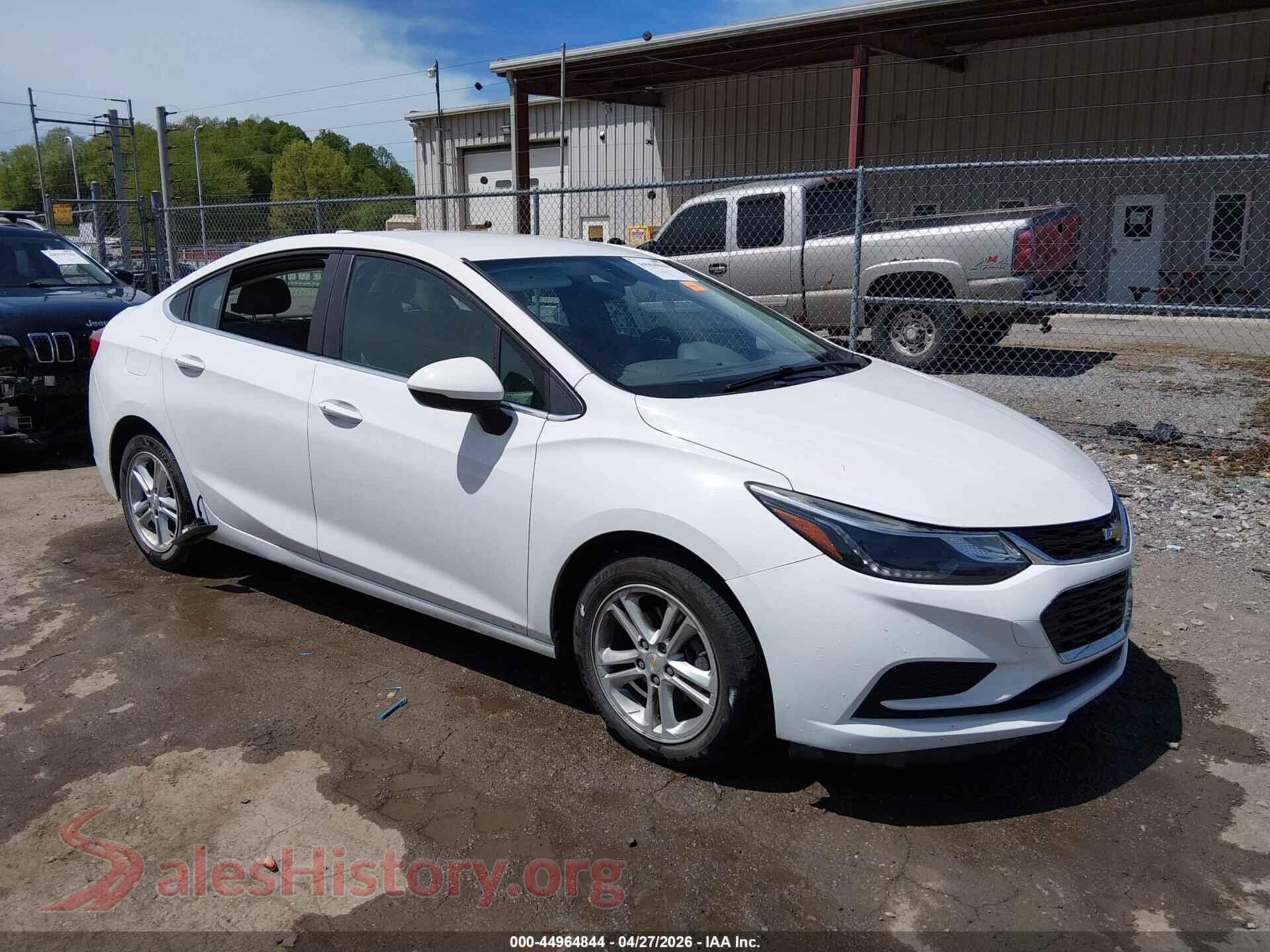 1G1BE5SM1J7107969 2018 CHEVROLET CRUZE