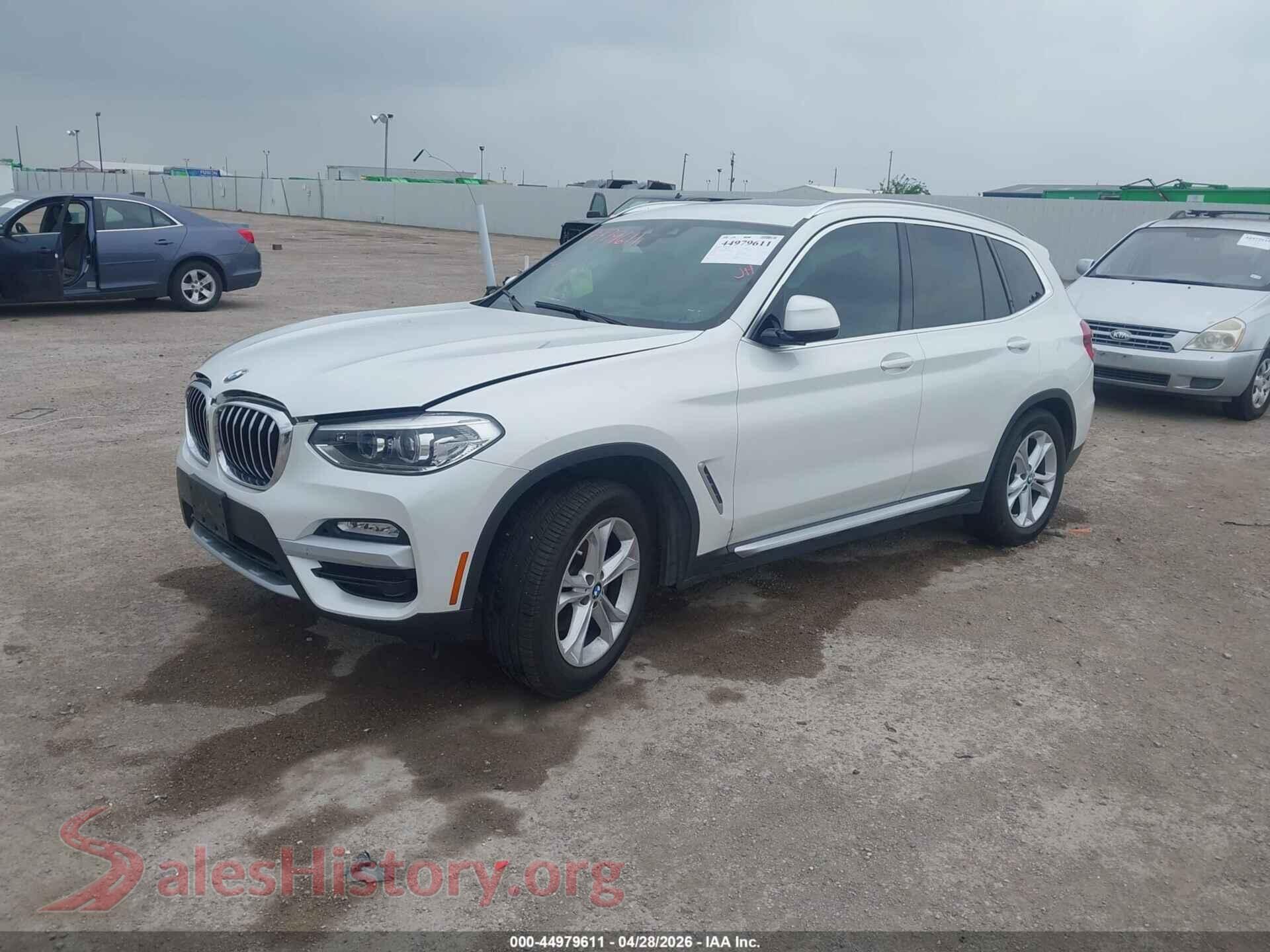 2019 BMW X3 VIN 5UXTR7C53KLR52168, front view