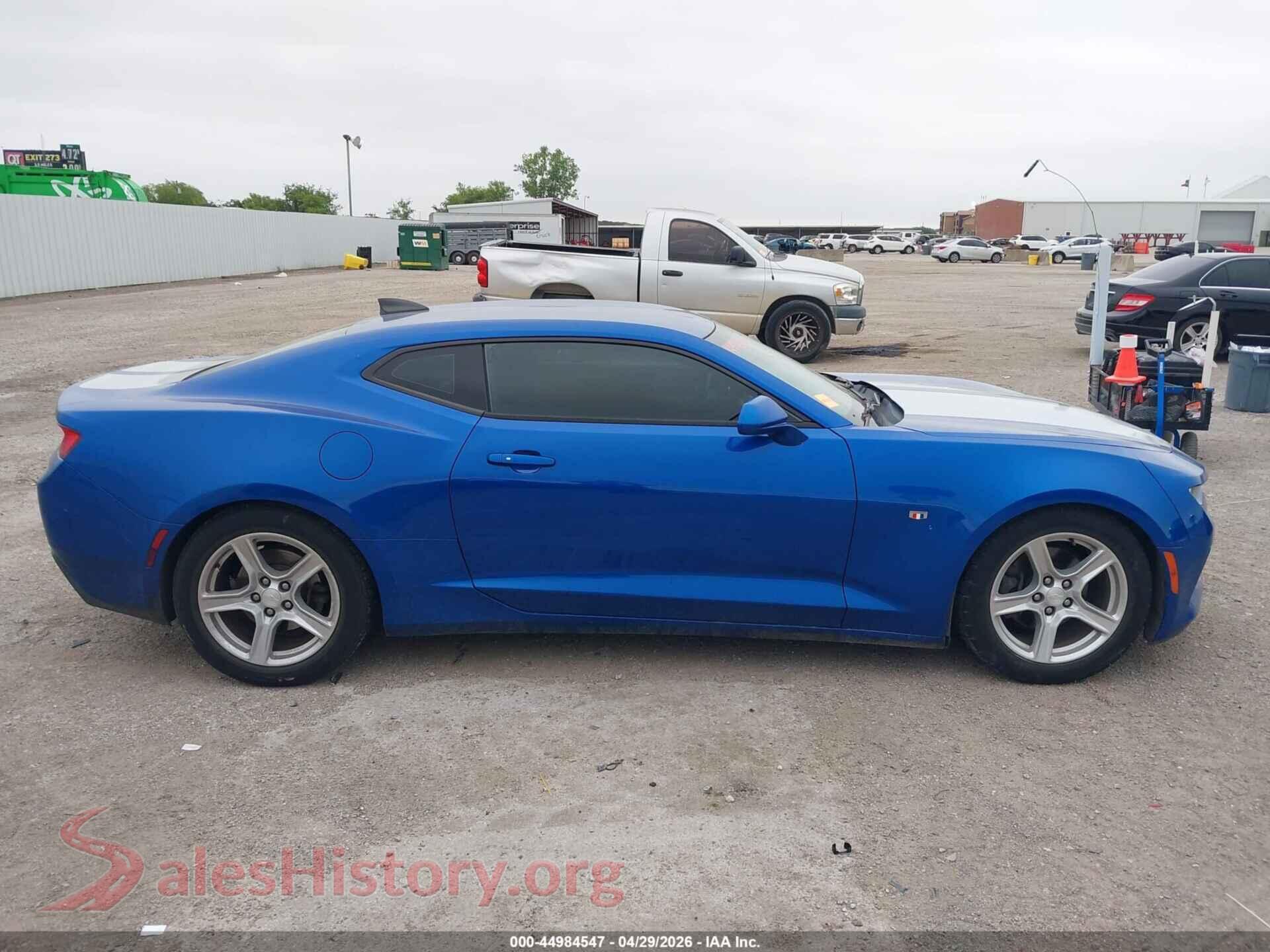 2018 CHEVROLET CAMARO VIN 1G1FB1RX1J0135086, auction photo 13