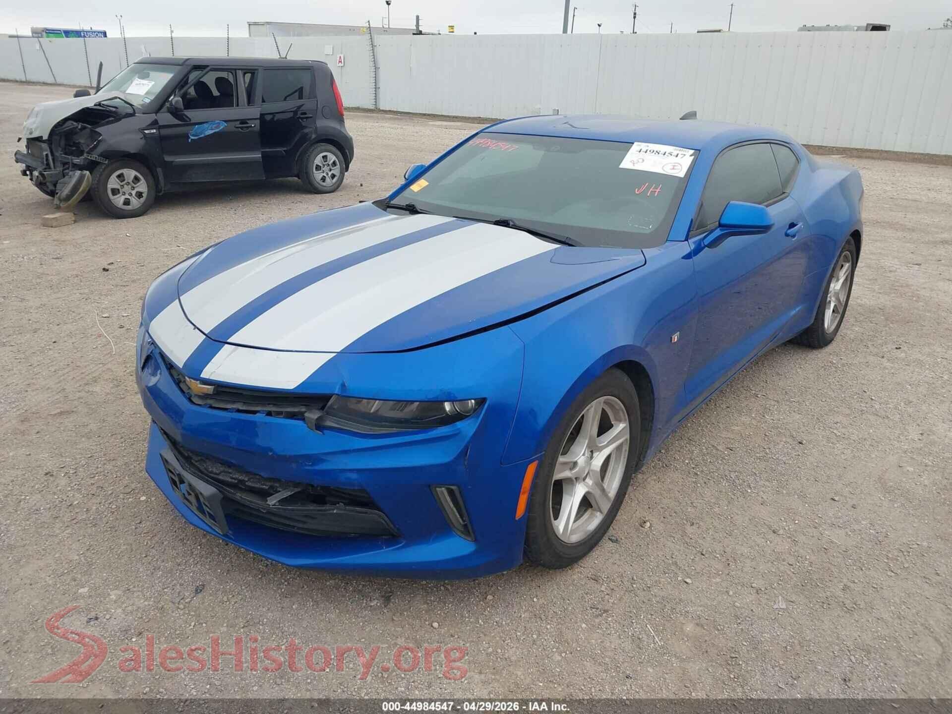 2018 CHEVROLET CAMARO VIN 1G1FB1RX1J0135086, front view