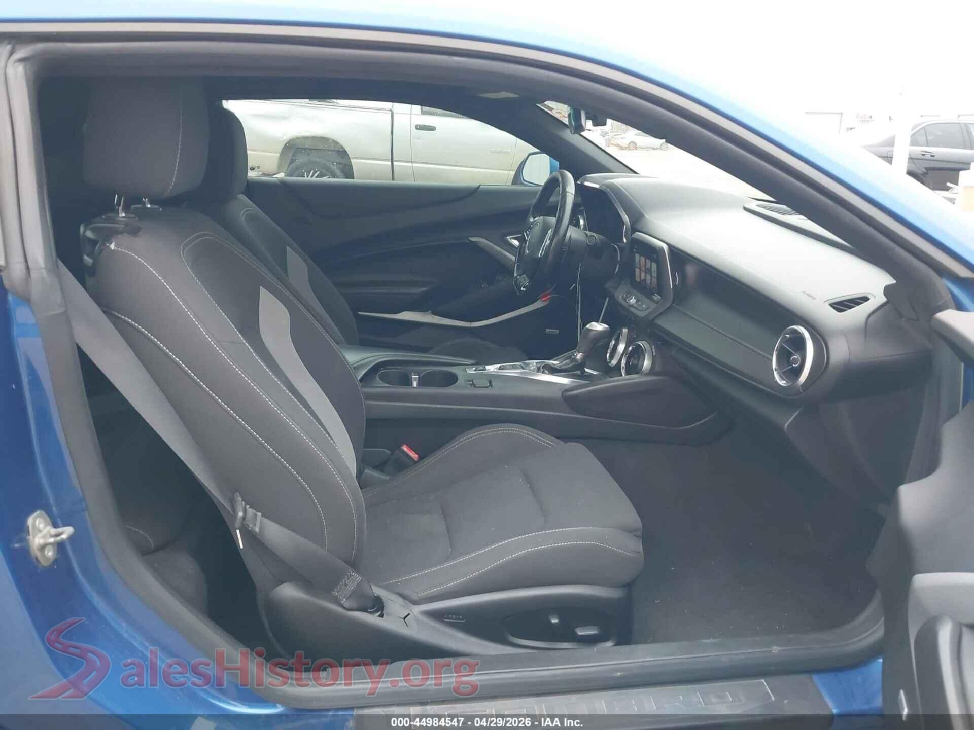 2018 CHEVROLET CAMARO VIN 1G1FB1RX1J0135086, rear view