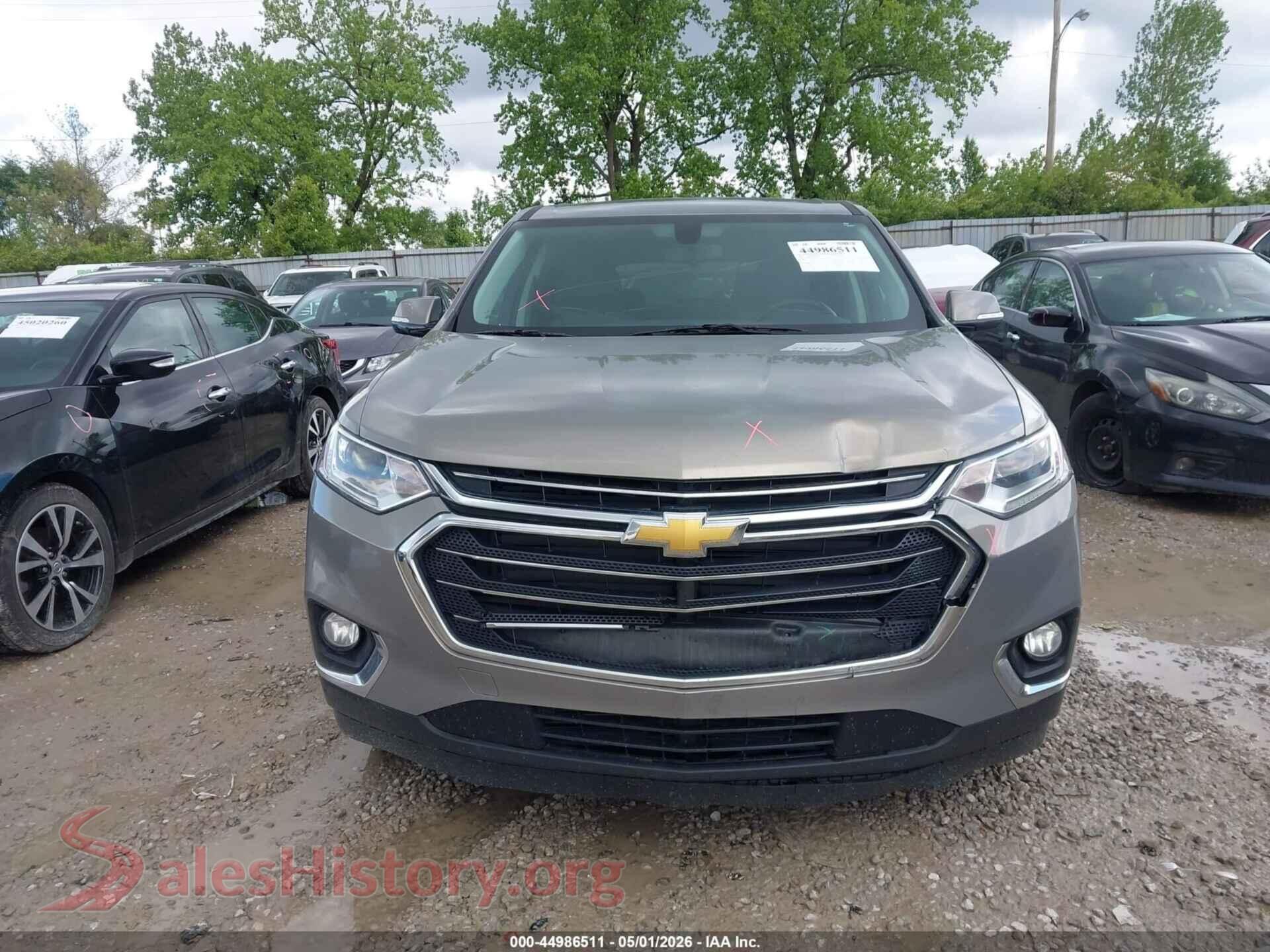2018 CHEVROLET TRAVERSE VIN 1GNERGKW8JJ168753, damage close-up